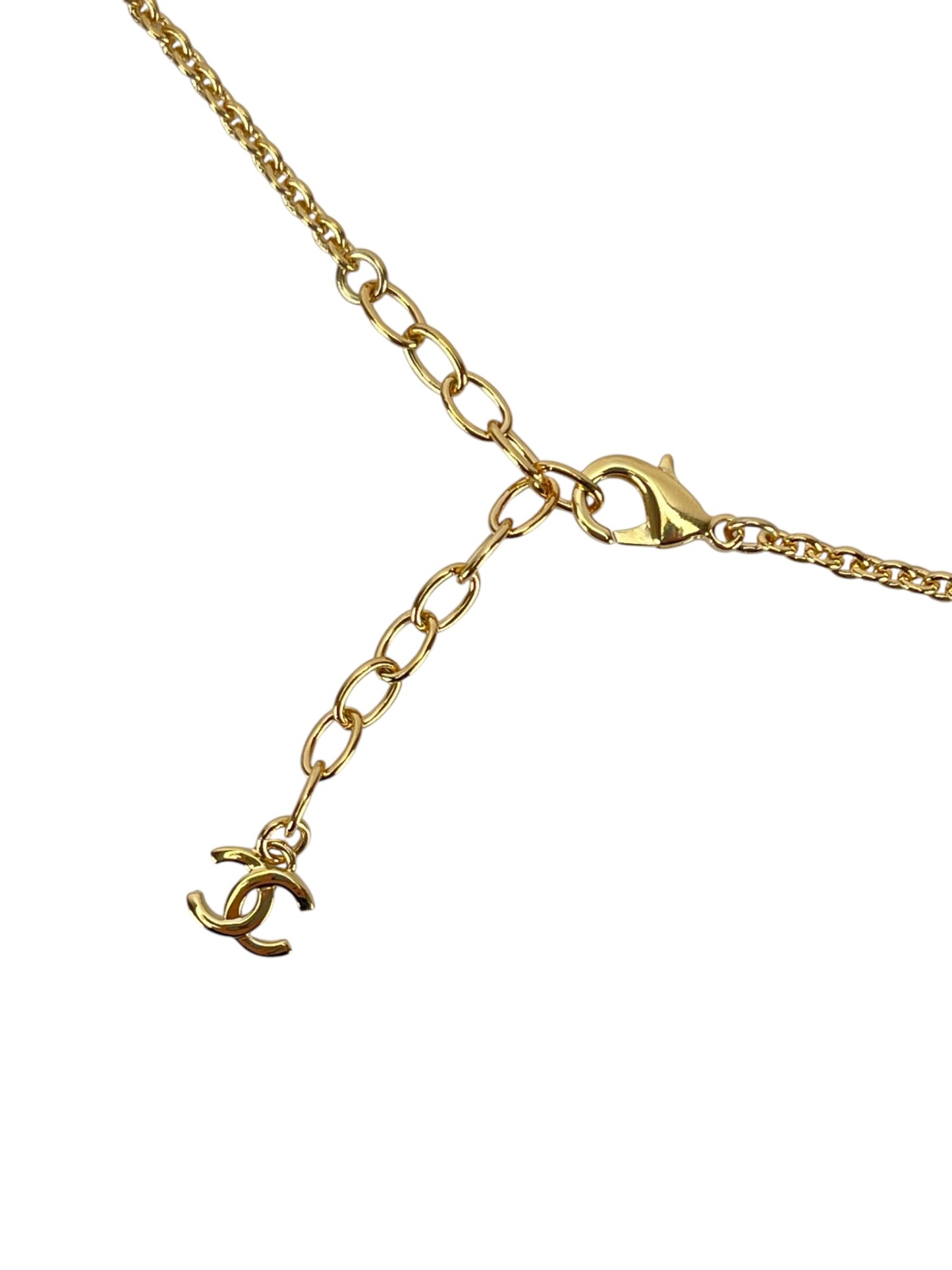 CHANEL - 26P Red Gold Heart CC Pendant Necklace