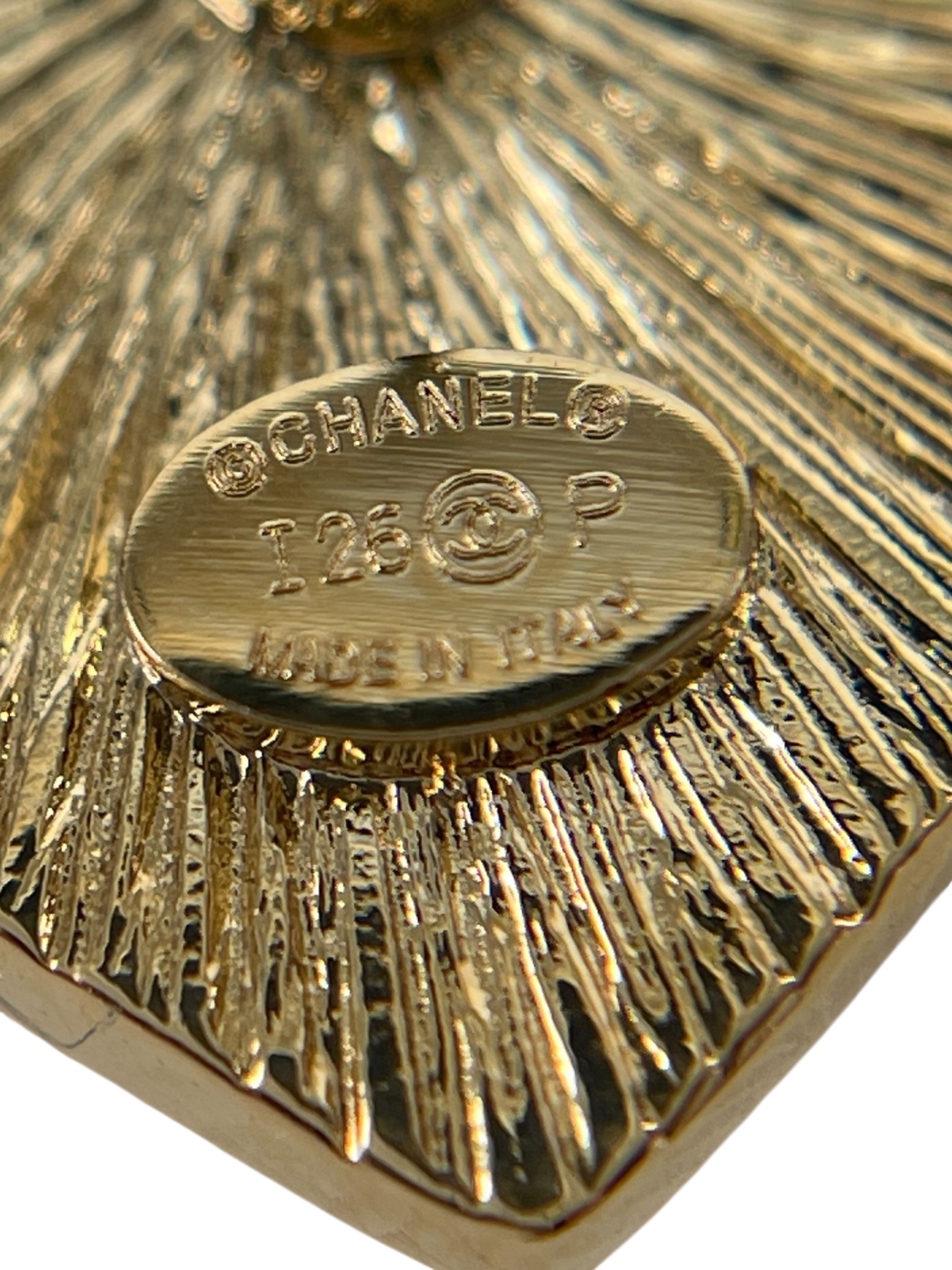 CHANEL - 26P Red Gold Heart CC Logo Stud Earrings