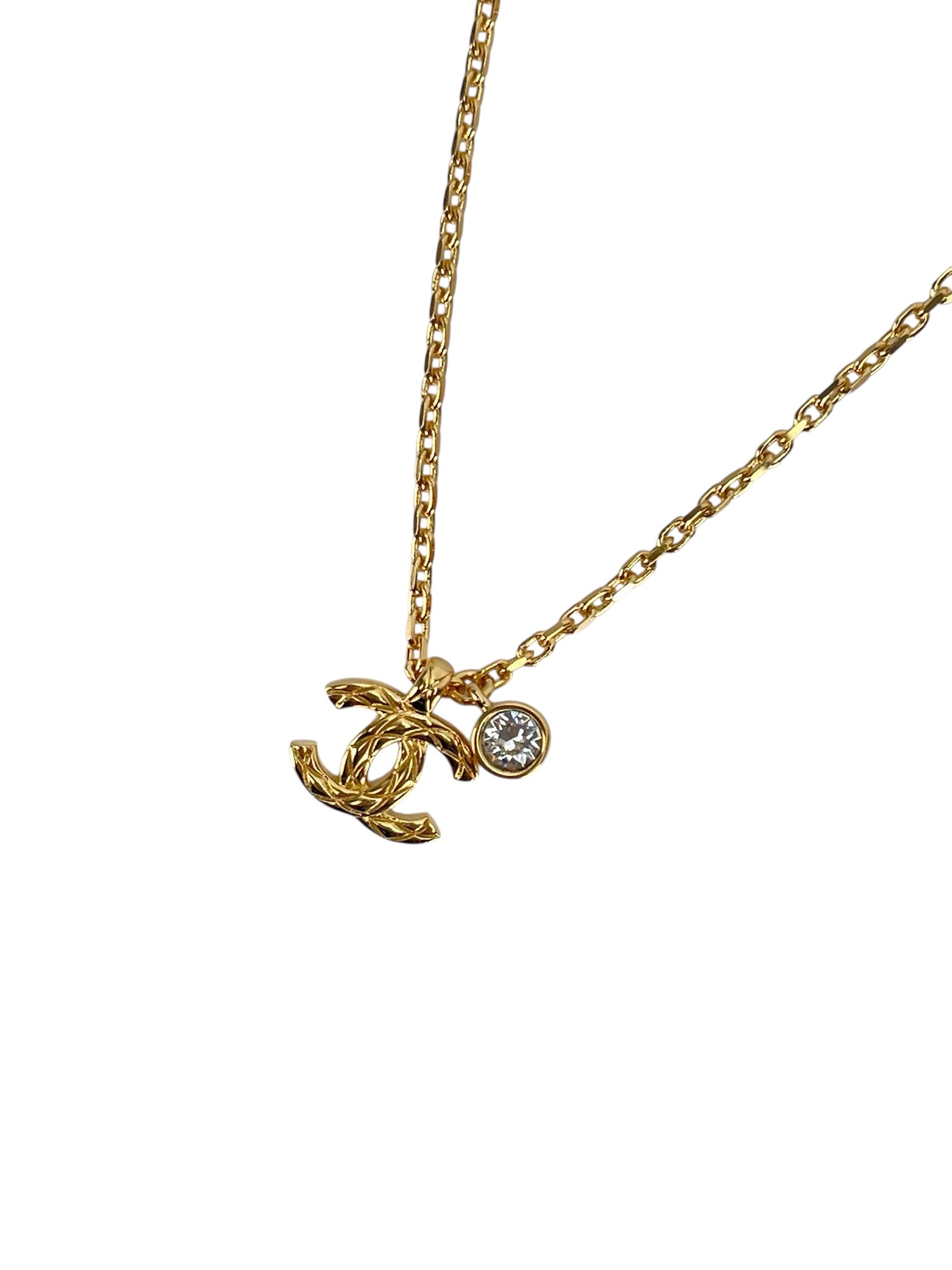 CHANEL - 26P Gold Quilted CC Pendant Necklace