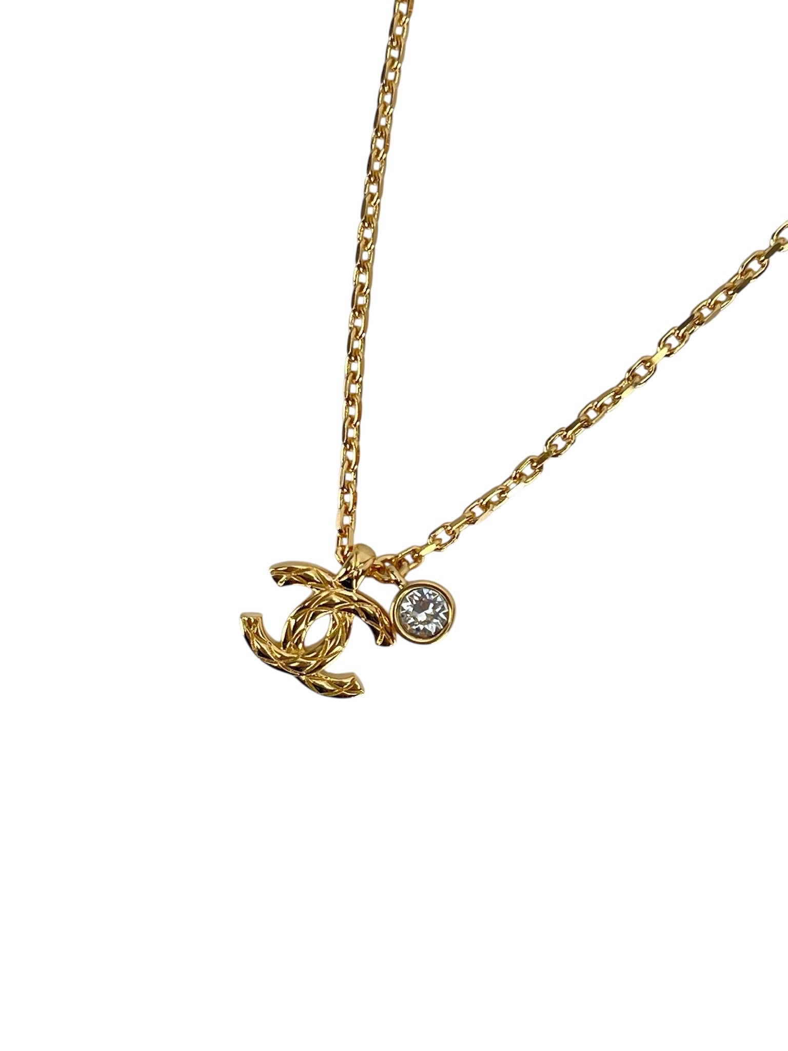 CHANEL - 26P Gold Quilted CC Pendant Necklace