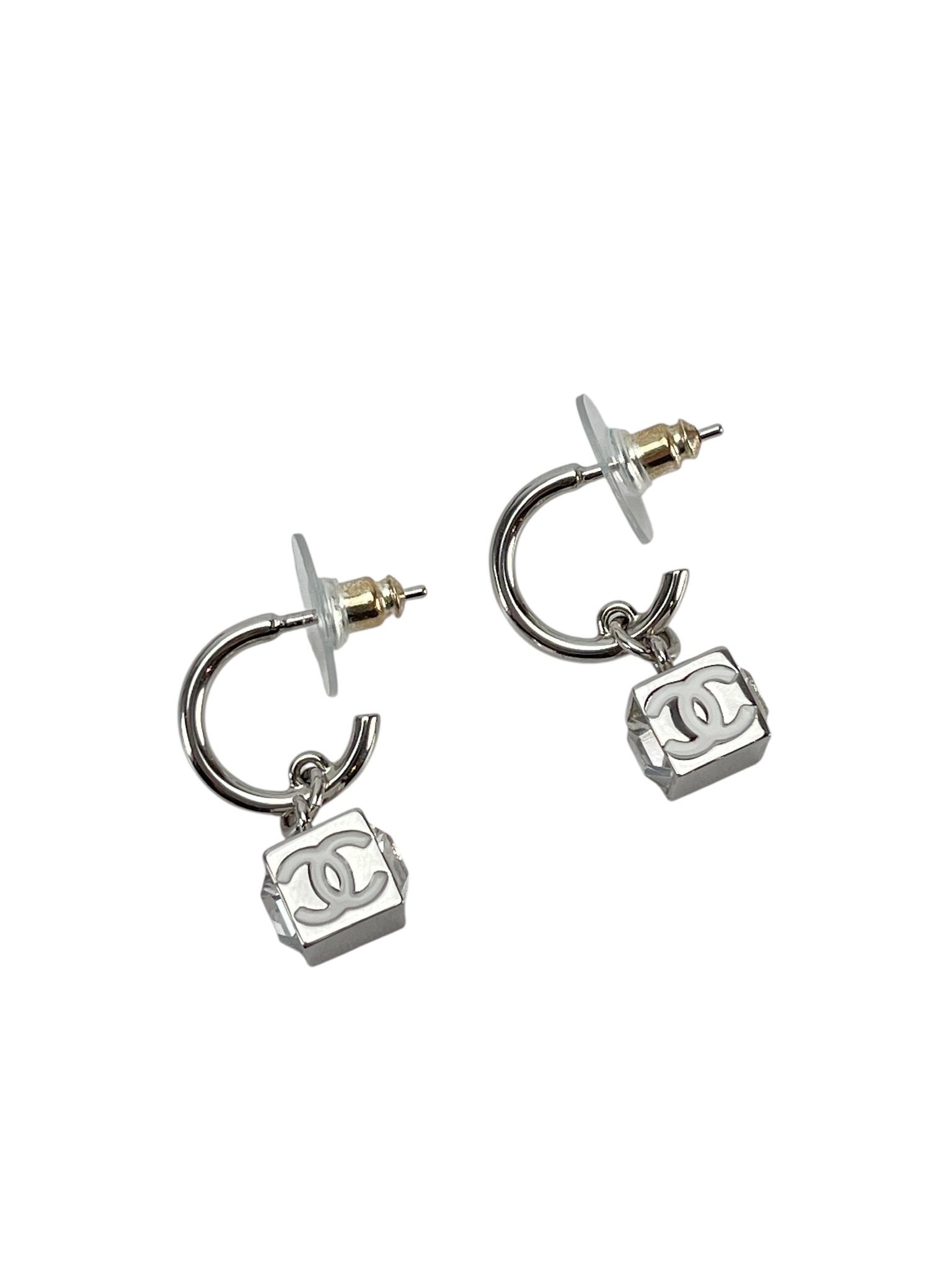 CHANEL - 25C Silver-tone Rhinestone Earrings