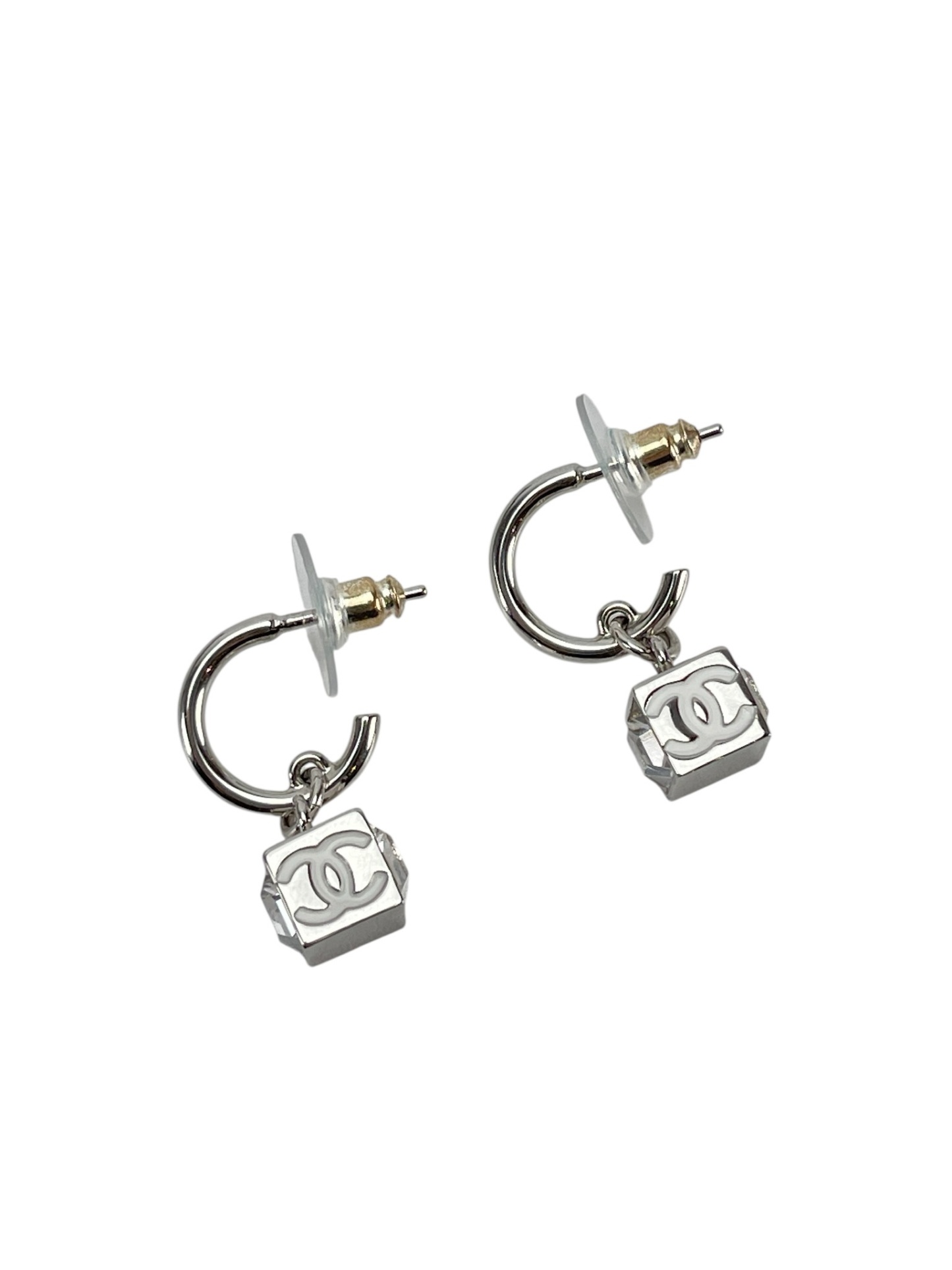 CHANEL - 25C Silver-tone Rhinestone Earrings
