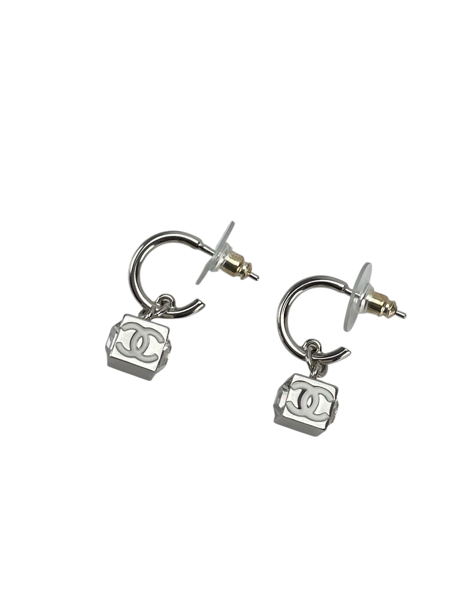 CHANEL - 25C Silver-tone Rhinestone Earrings