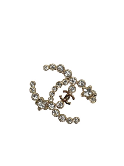 CHANEL - 24K Gold Rhinestone Star CC Logo Brooch