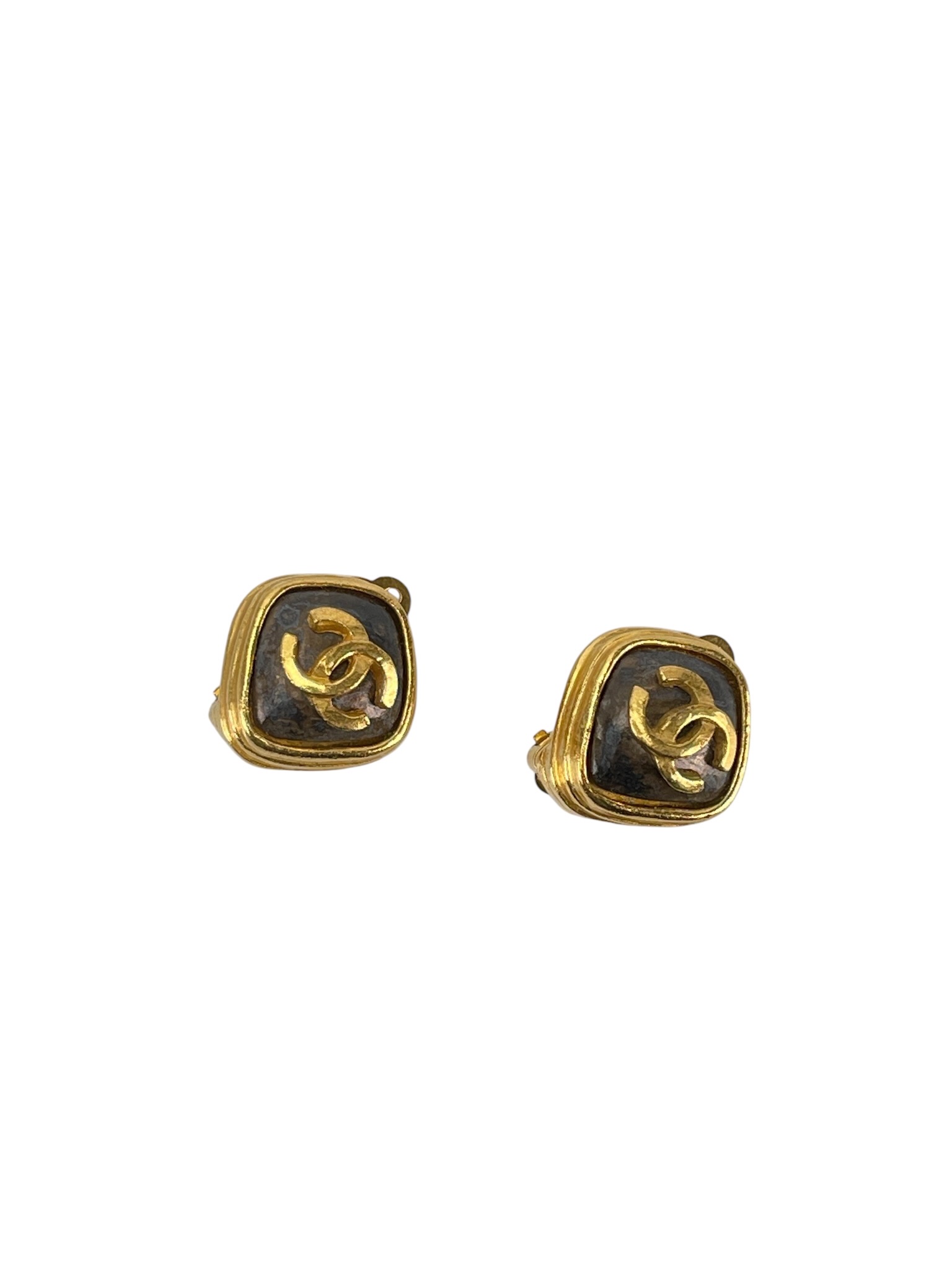 CHANEL - 97A Rhombus CC Logo Earrings