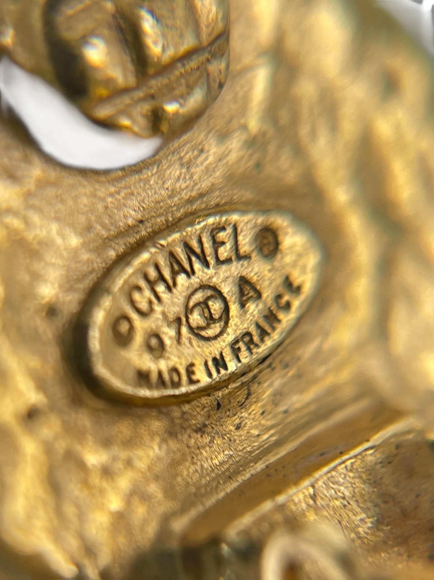 CHANEL - 97A Rhombus CC Logo Earrings