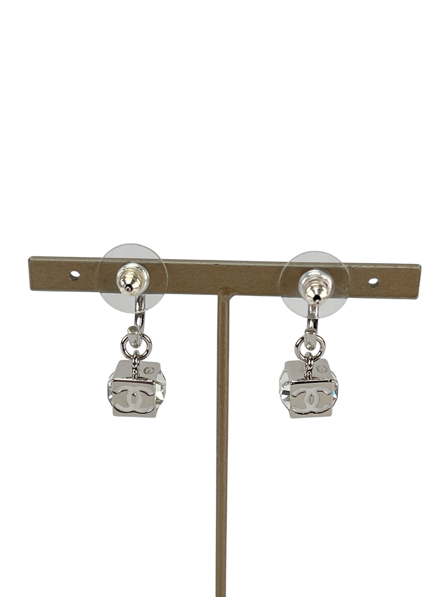 CHANEL - 25C Silver-tone Rhinestone Earrings