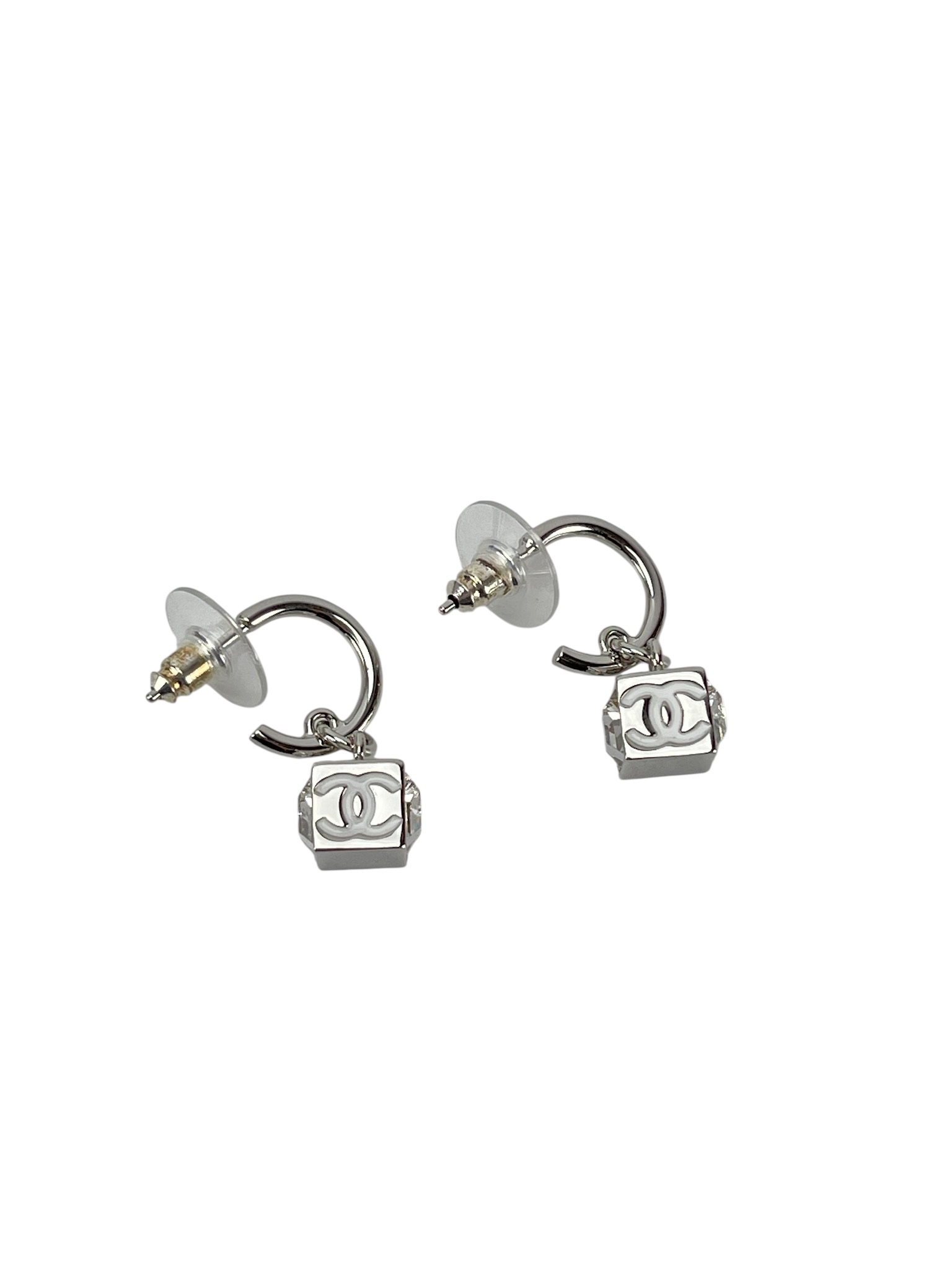 CHANEL - 25C Silver-tone Rhinestone Earrings