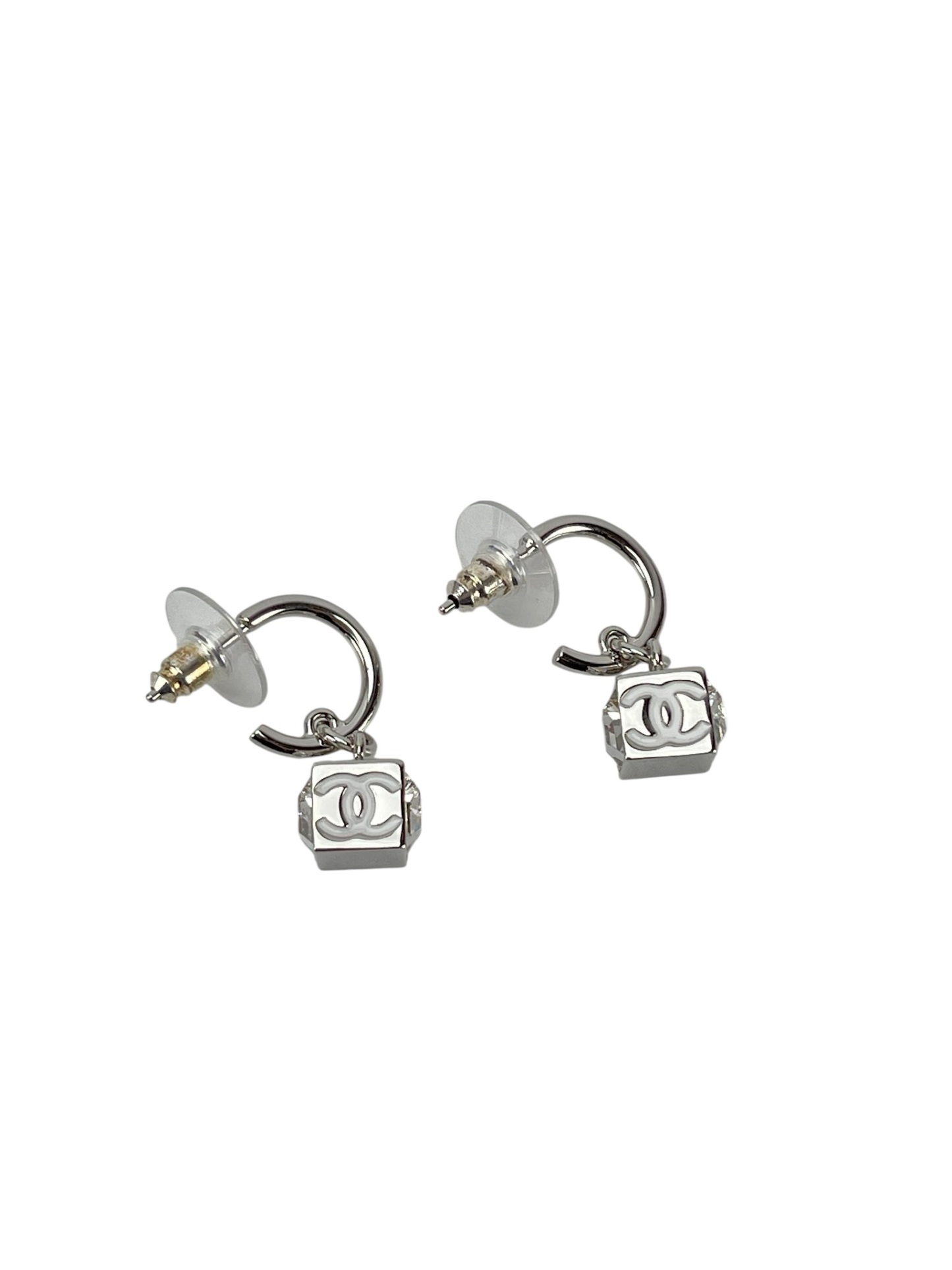 CHANEL - 25C Silver-tone Rhinestone Earrings