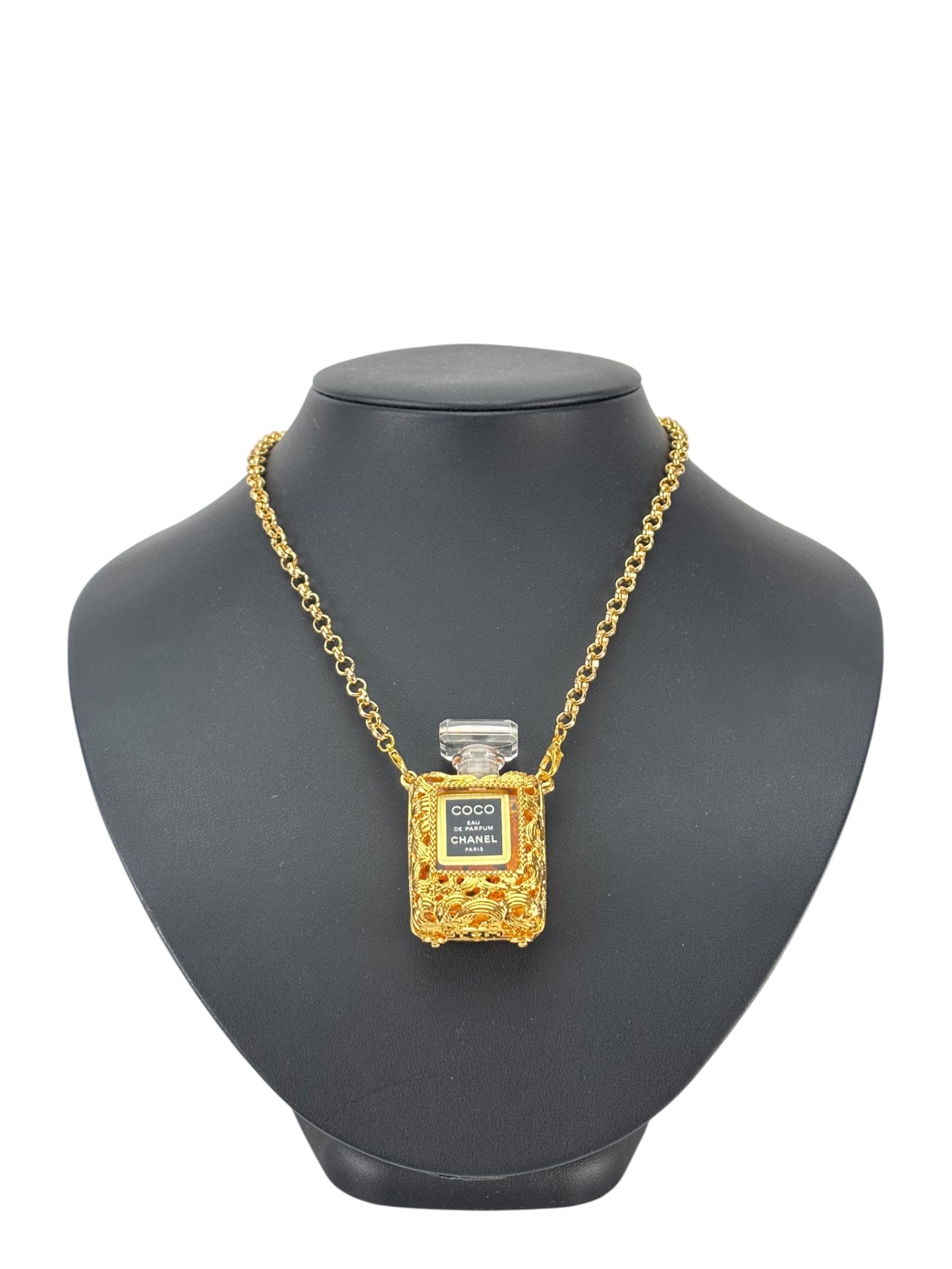ヴィンテージCHANEL COCO Eau de Parfum ネックレス CHANEL - Coco Perfume Bottle Case Necklace – Camellia Vintage Tokyo