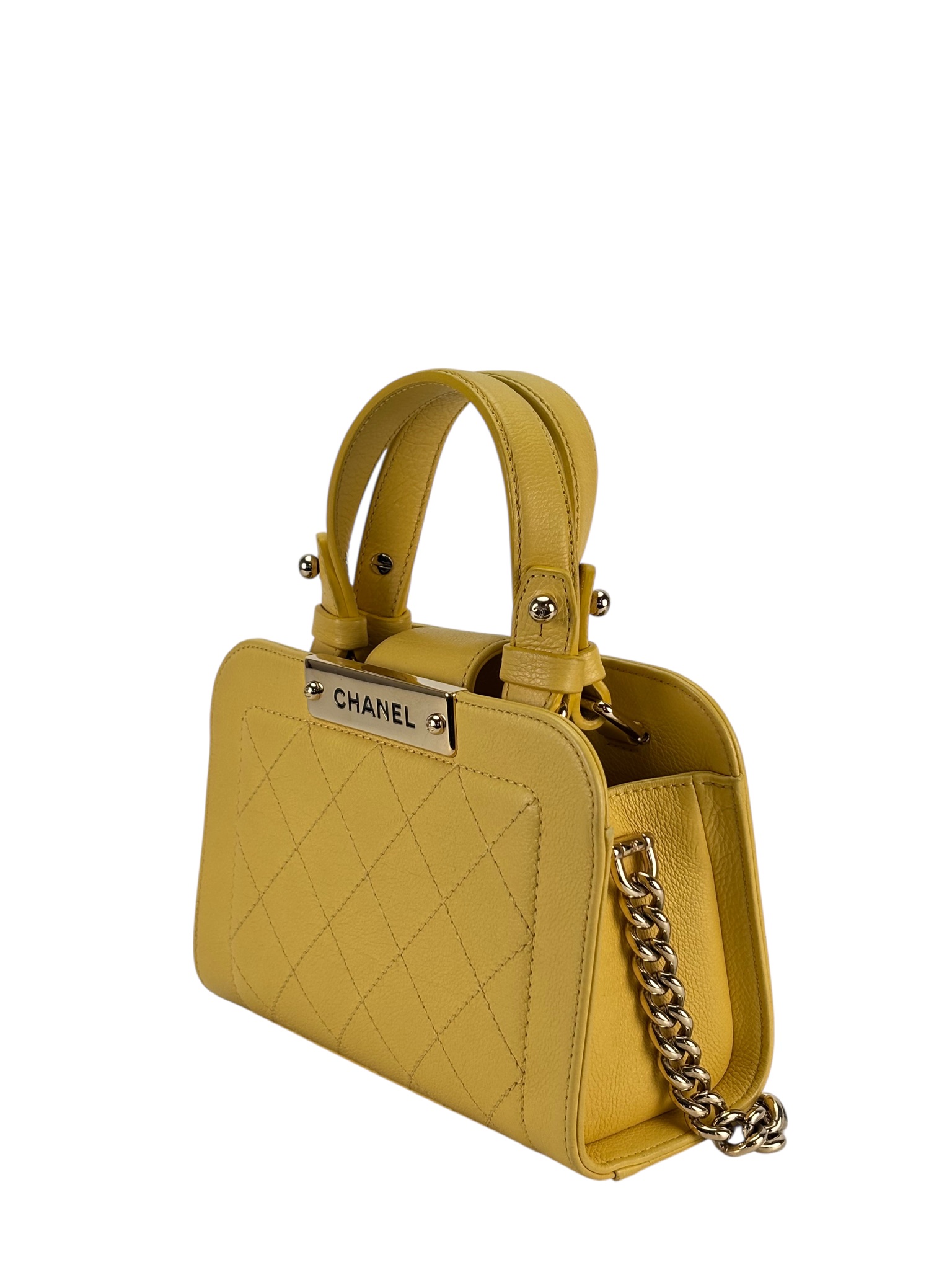 CHANEL - Yellow Caviar Label Click Shopping Bag – Camellia Vintage
