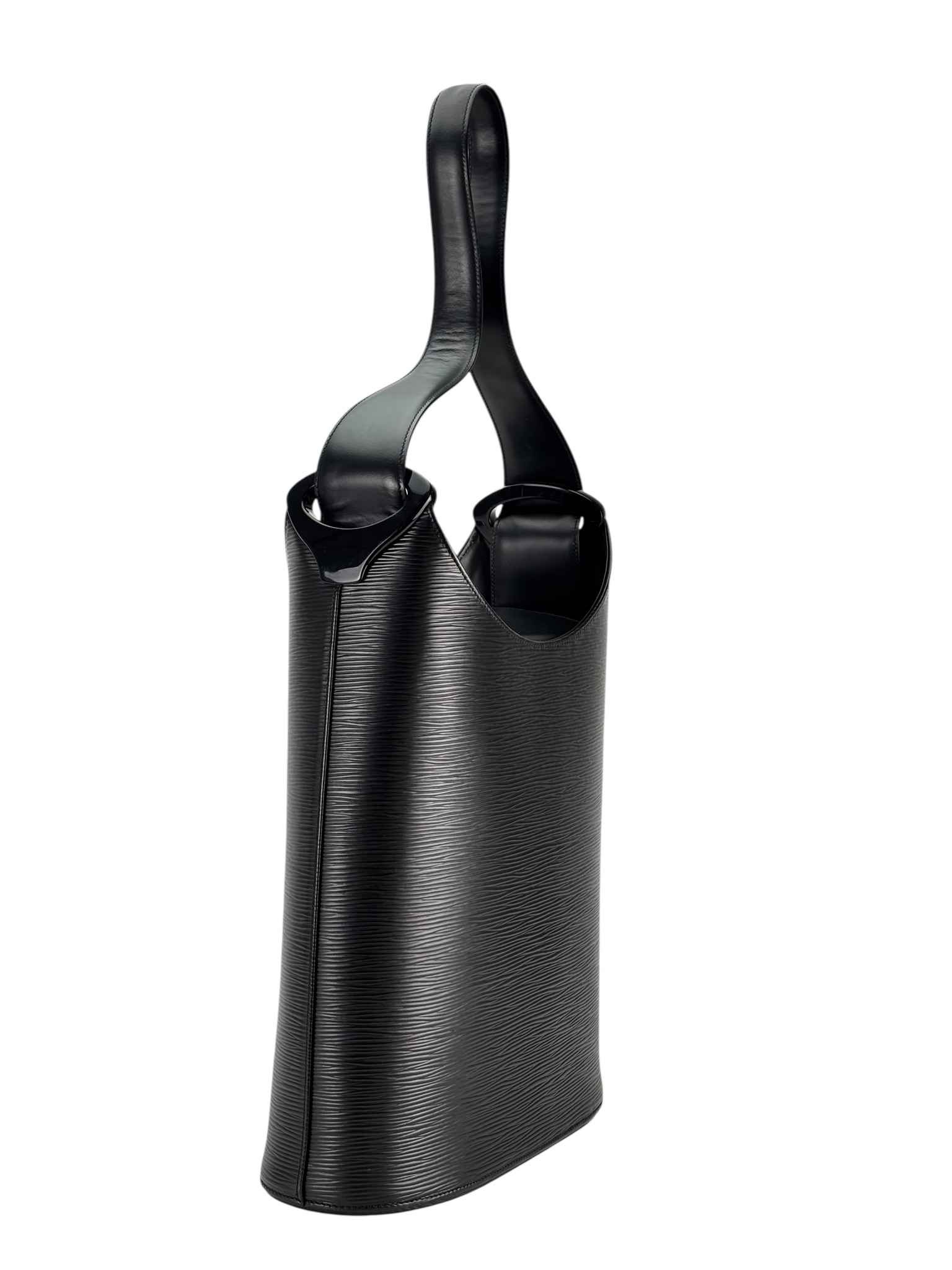 LOUIS VUITTON - Black Epi Verseau Leather Bag