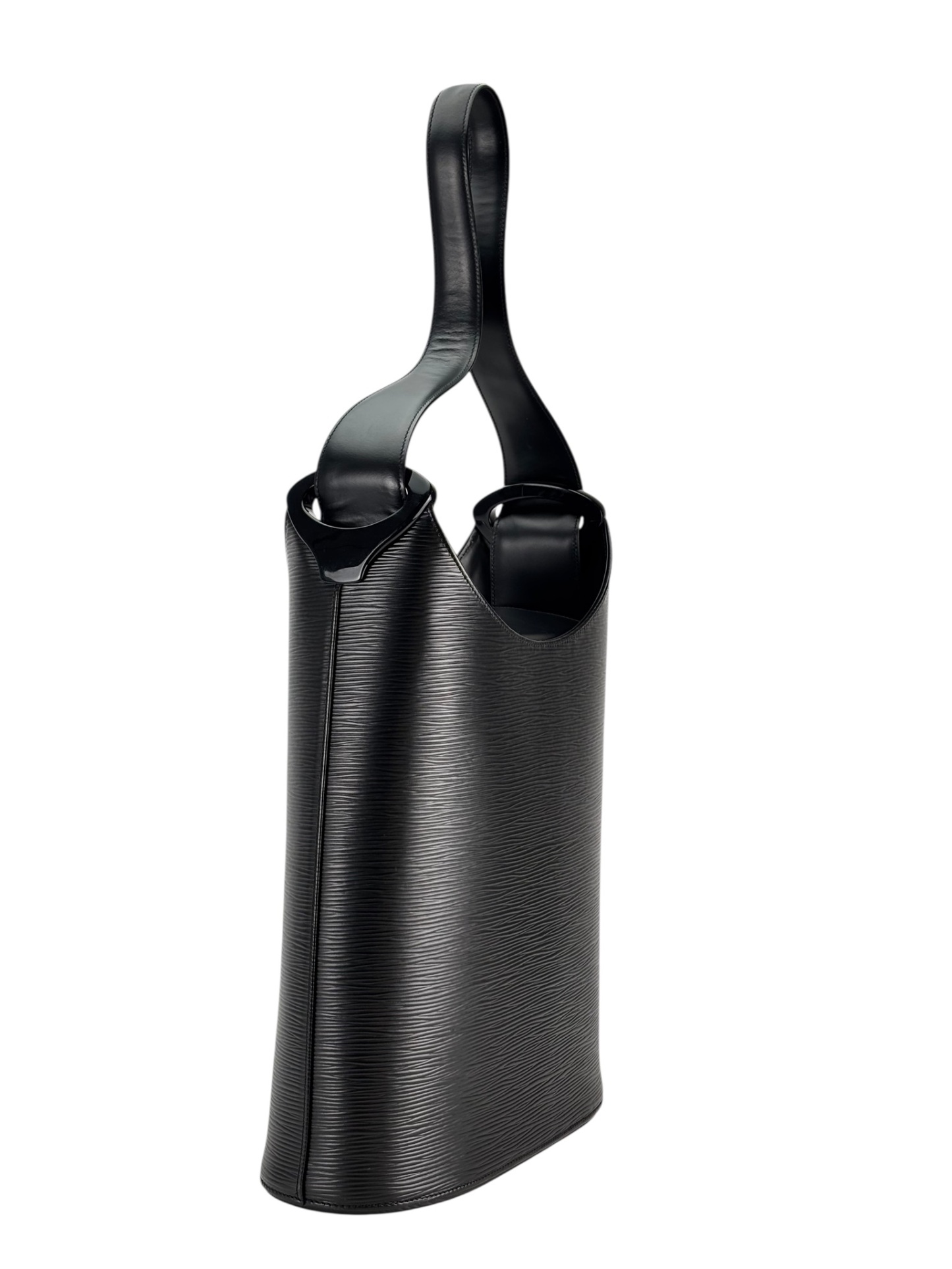 LOUIS VUITTON - Black Epi Verseau Leather Bag