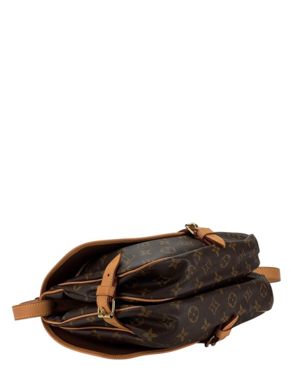 LOUIS VUITTON - Saumur Messenger Shoulder Bag Monogram Canvas