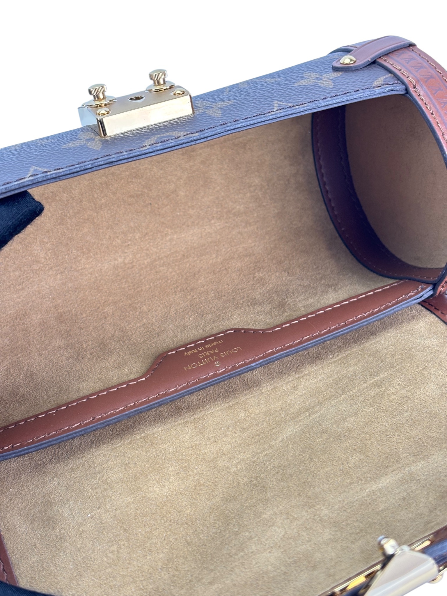 LOUIS VUITTON - Papillon 20 Trunk 2Way Bag Monogram Canvas 