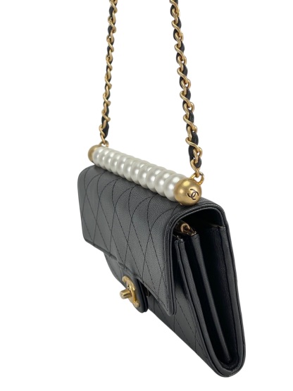 CHANEL - Black Lambskin Quilted Small Chic Pearls Flap Bag 