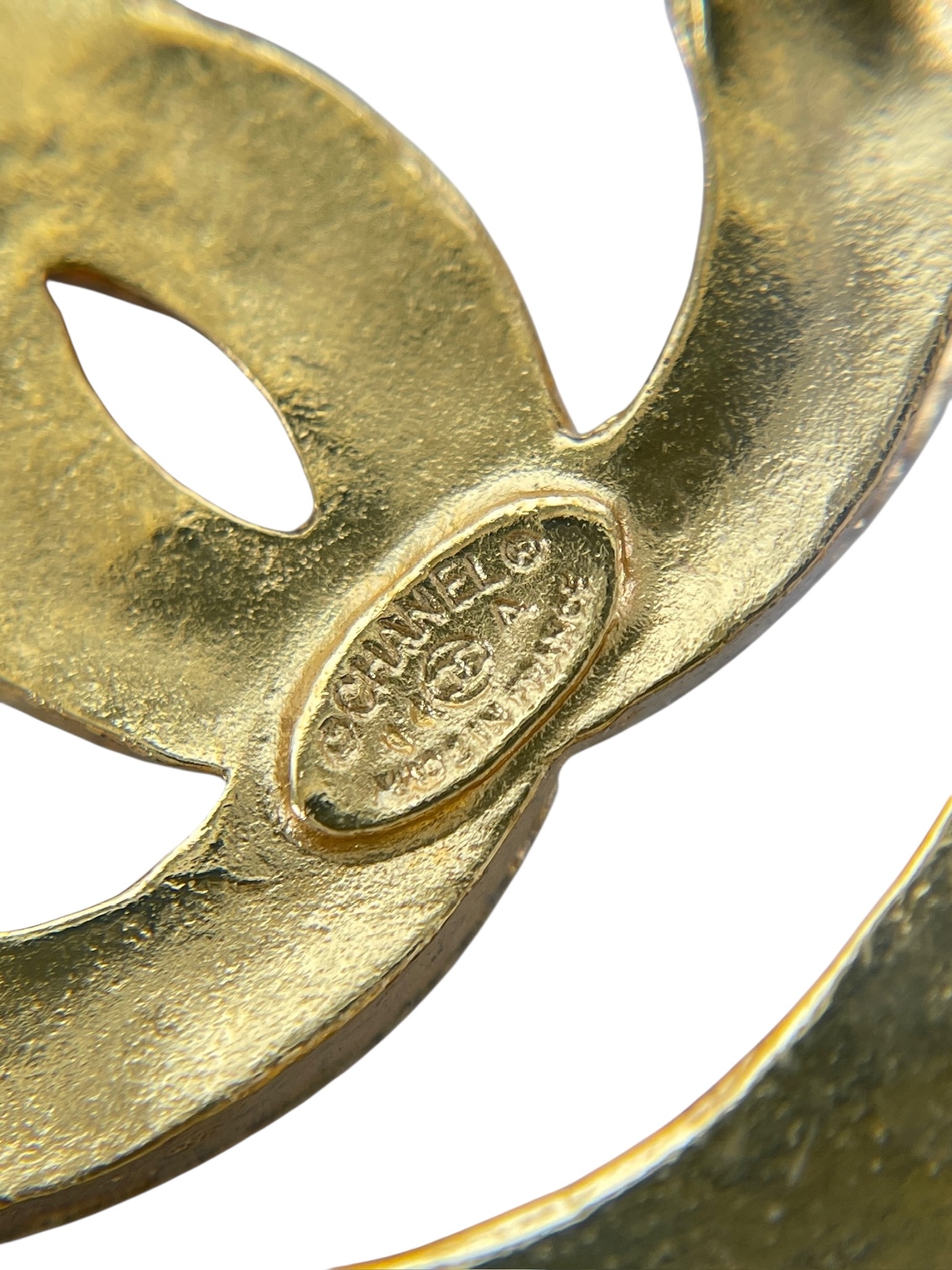 CHANEL - 94A Vintage Gripoix Cutout CC Necklace