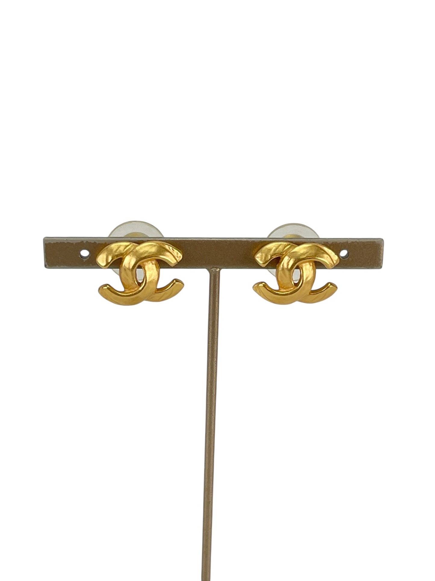 CHANEL - 00T Gold-Plated CC Logo Earrings