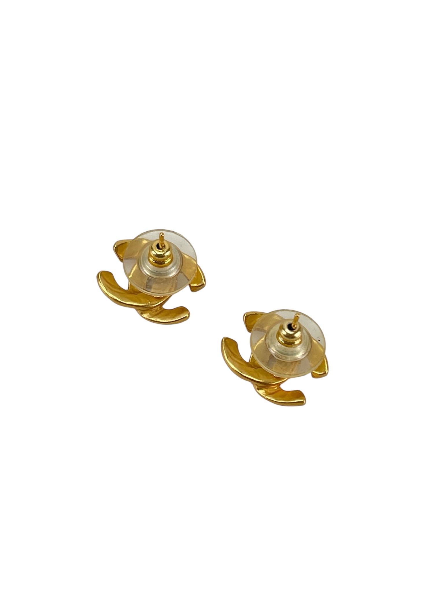 CHANEL - 00T Gold-Plated CC Logo Earrings