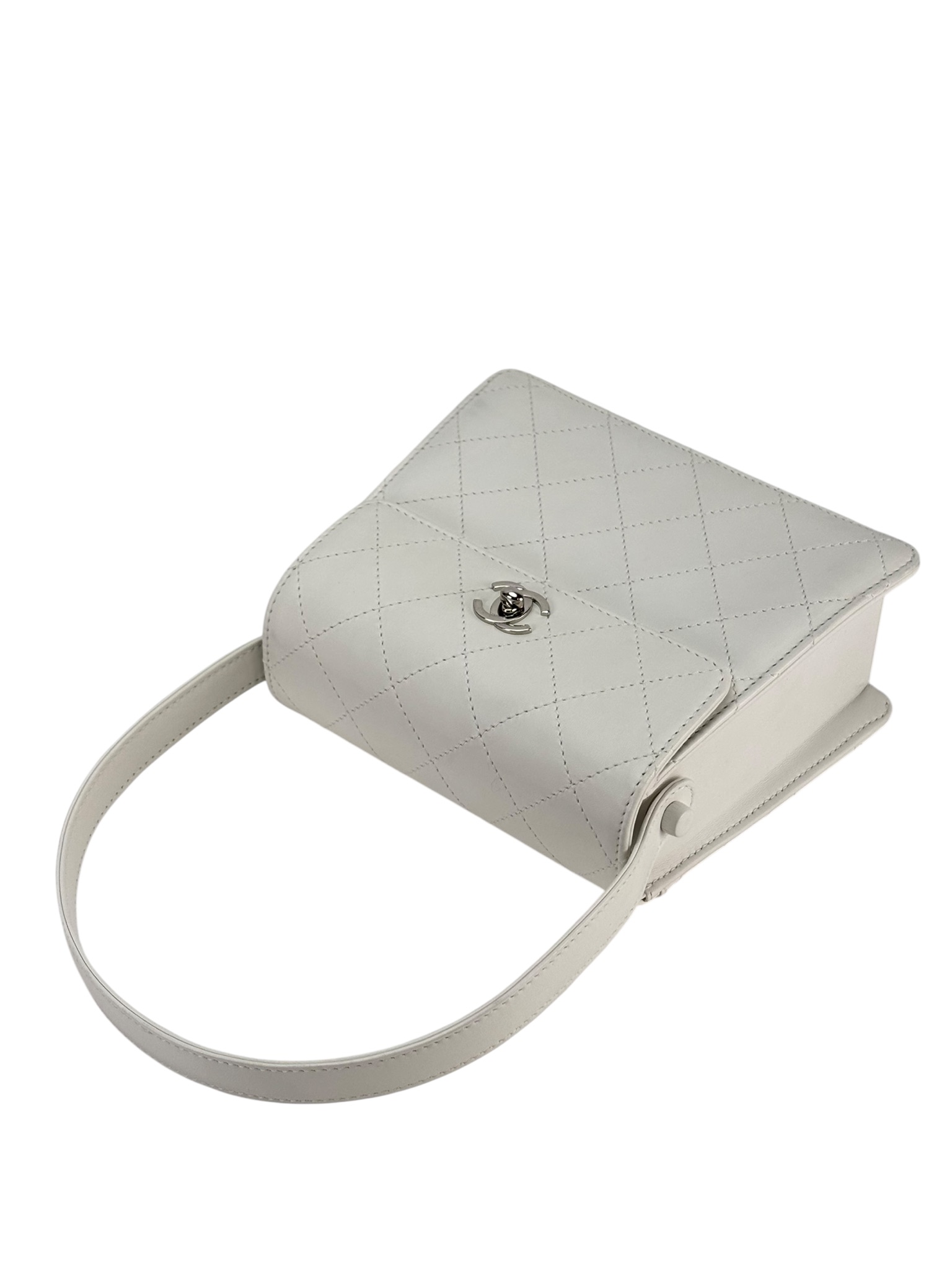 CHANEL - White Lambskin Coco Mark Kelly Handbag