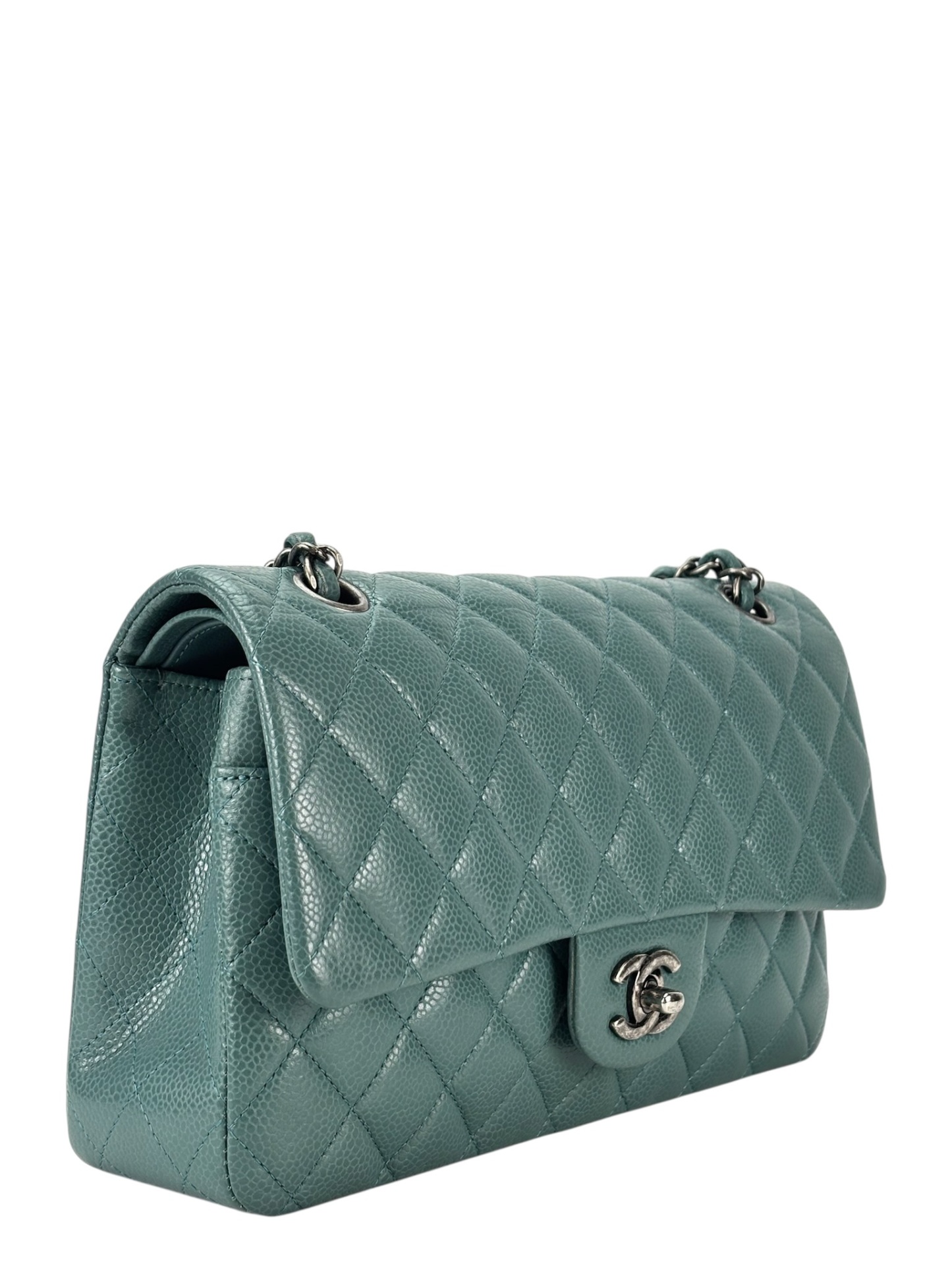 CHANEL - Medium Classic Double Flap Bag Green Caviar Palladium Hardware (CF25) 
