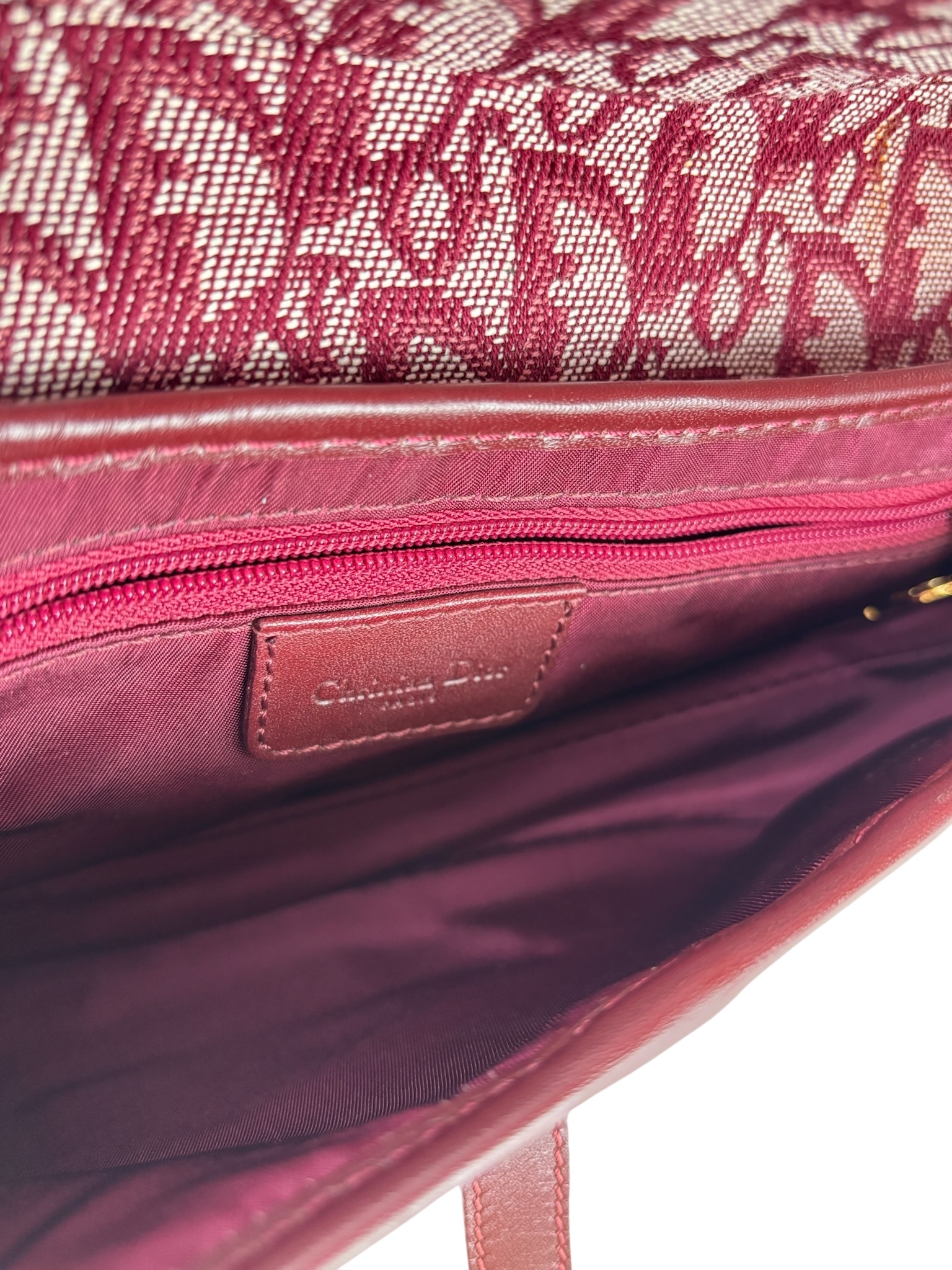 CHRISTIAN DIOR - Red Trotter Saddle Handbag – Camellia Vintage Tokyo