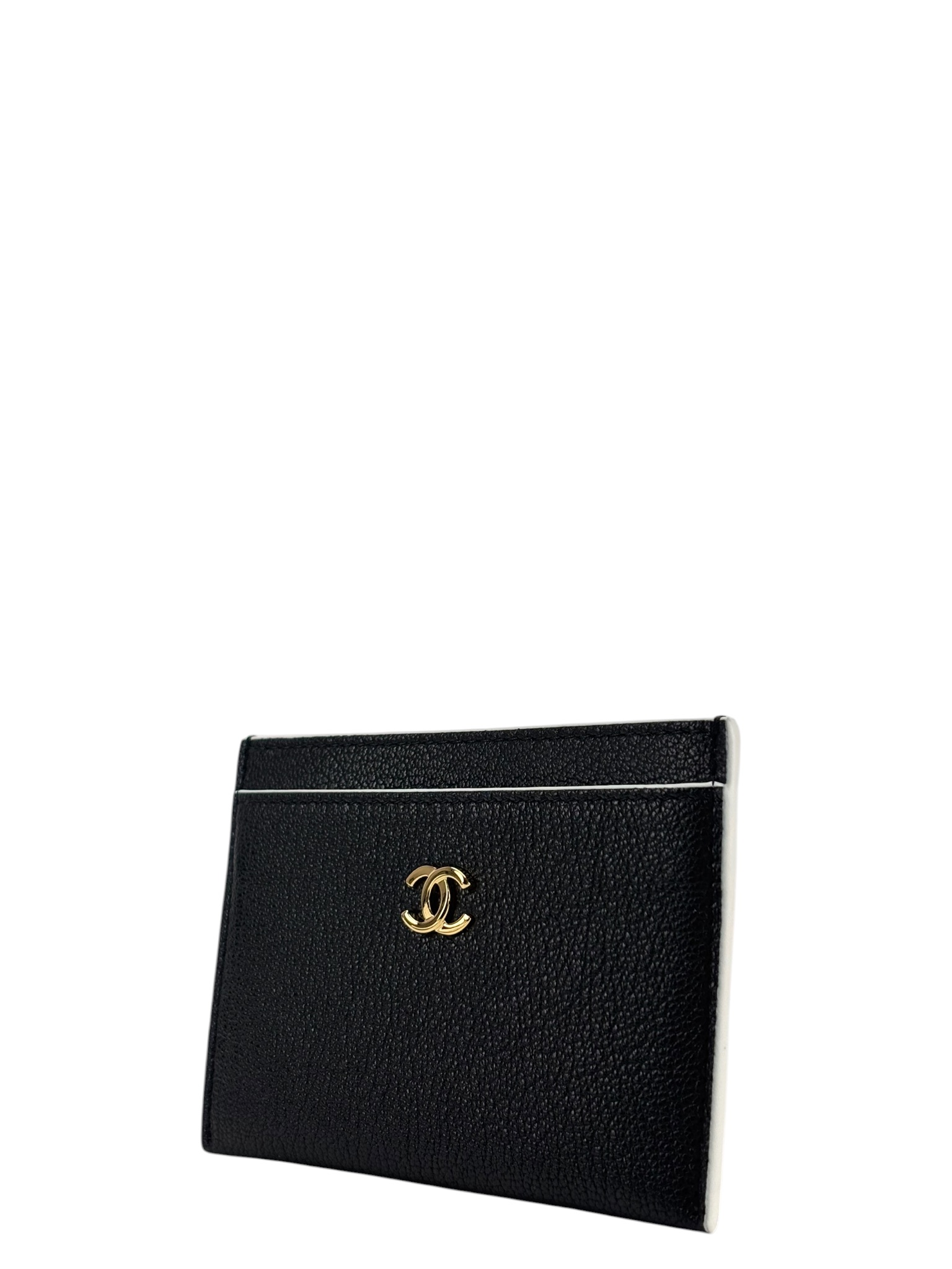 CHANEL - 26S Black Calfskin Card Holder Small – Camellia Vintage Tokyo