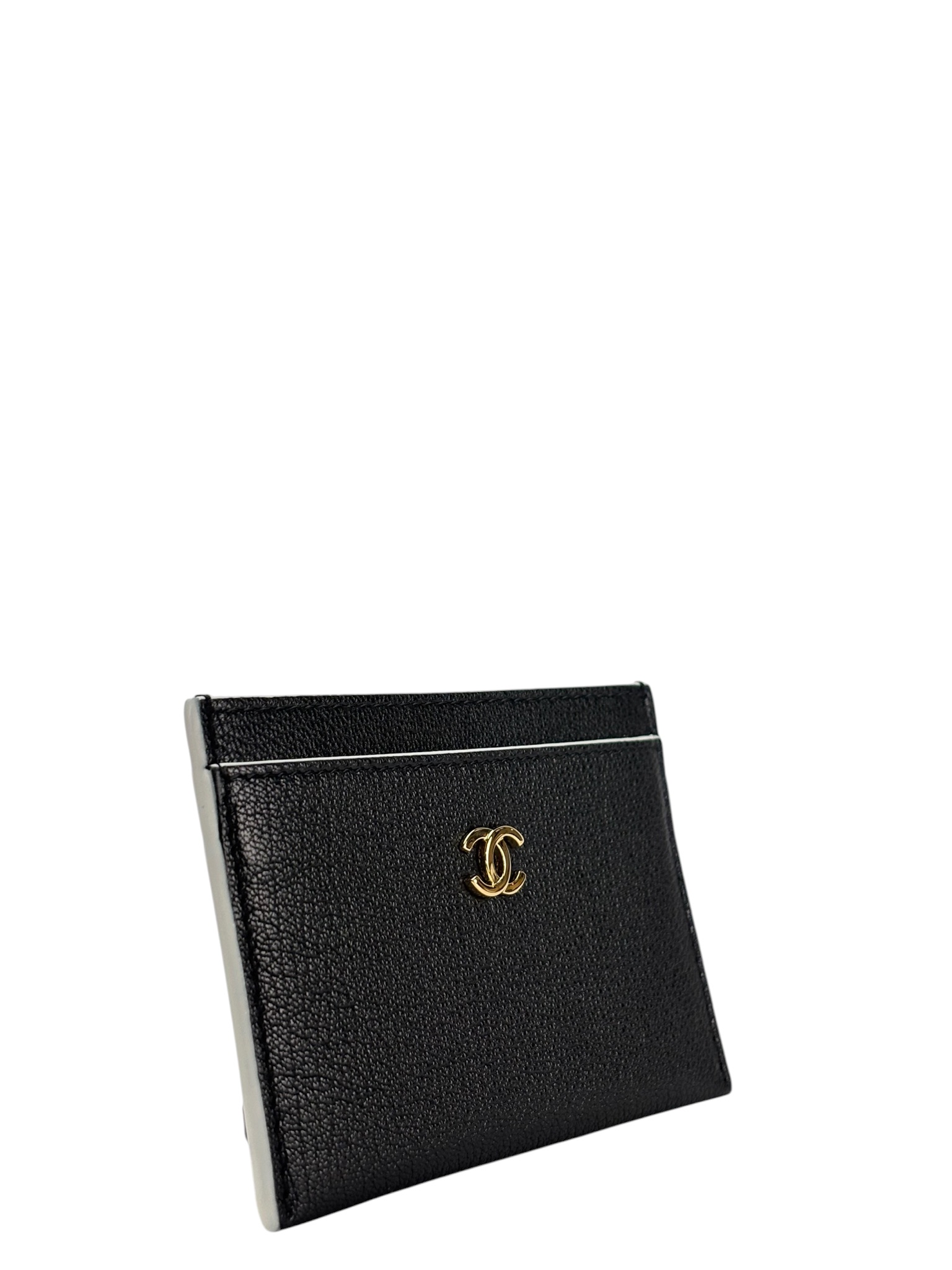 CHANEL - 26S Black Calfskin Card Holder Small – Camellia Vintage Tokyo
