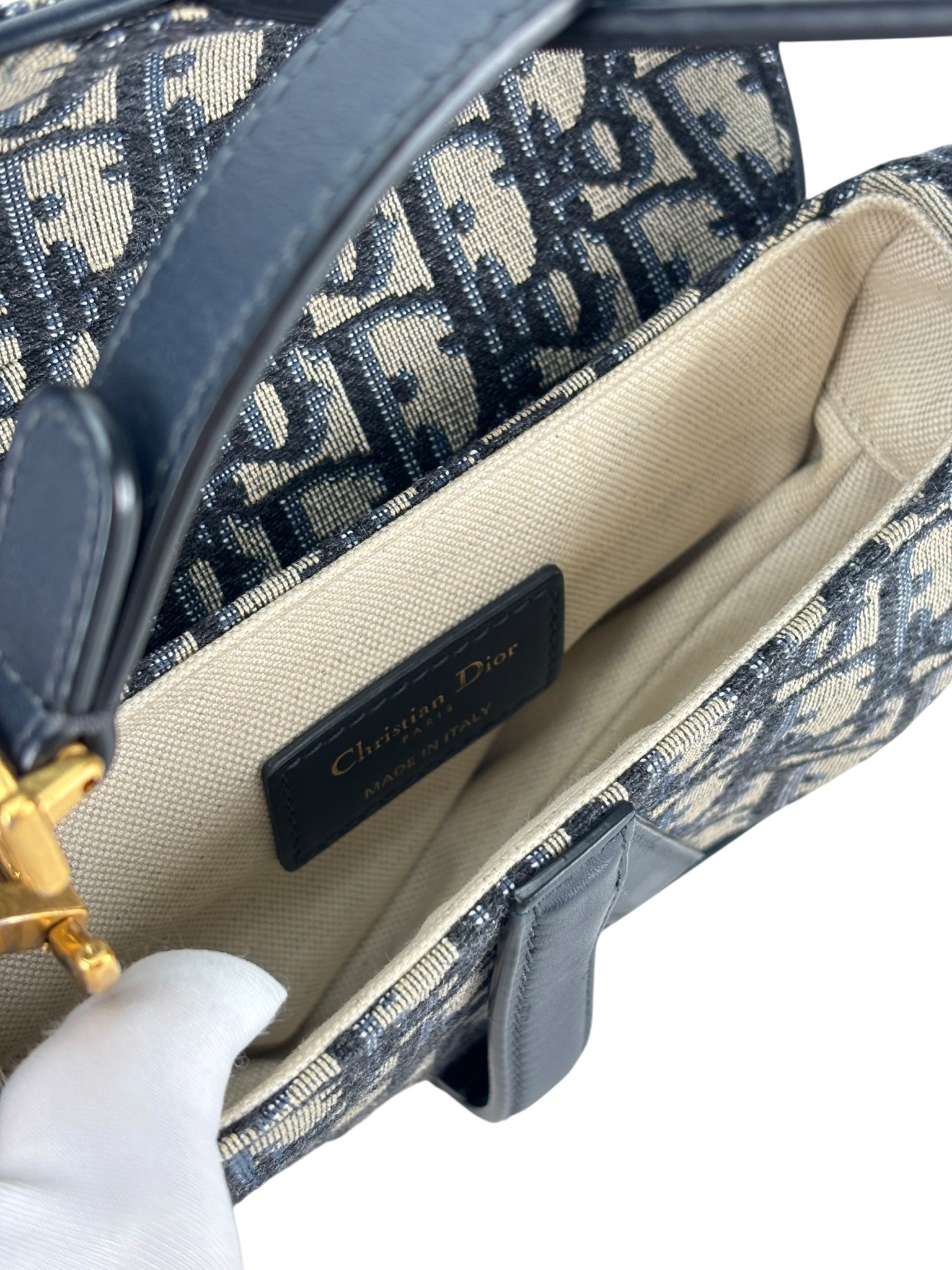 Dior SADDLE グローブD金具トロッター ブラック ラムレザー CHRISTIAN DIOR - Navy Trotter Saddle Handbag – Camellia Vintage Tokyo