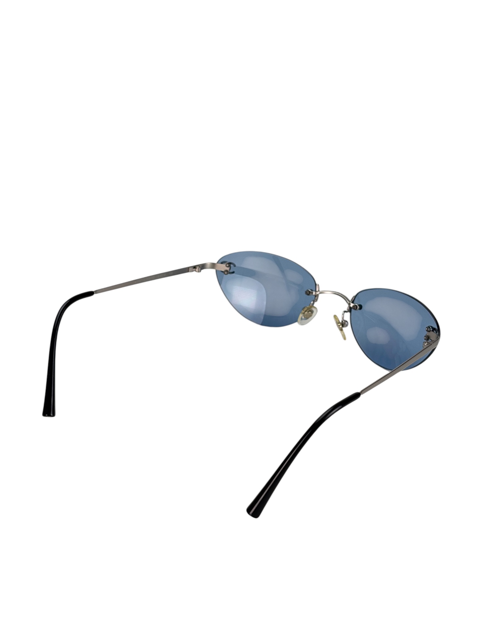 CHANEL - Blue Metal Silver CC Logo Sunglasses – Camellia Vintage Tokyo