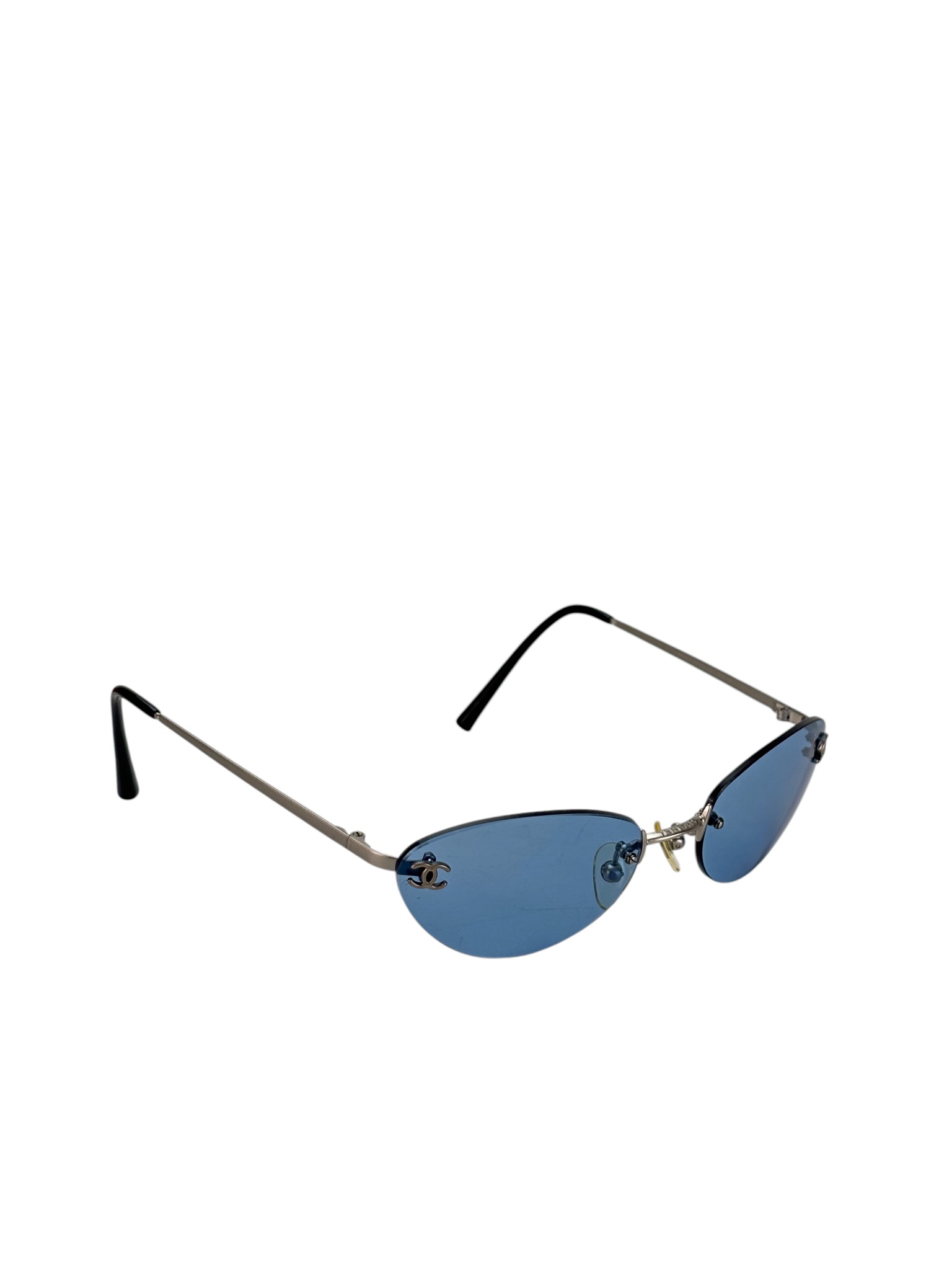 CHANEL - Blue Metal Silver CC Logo Sunglasses – Camellia Vintage Tokyo