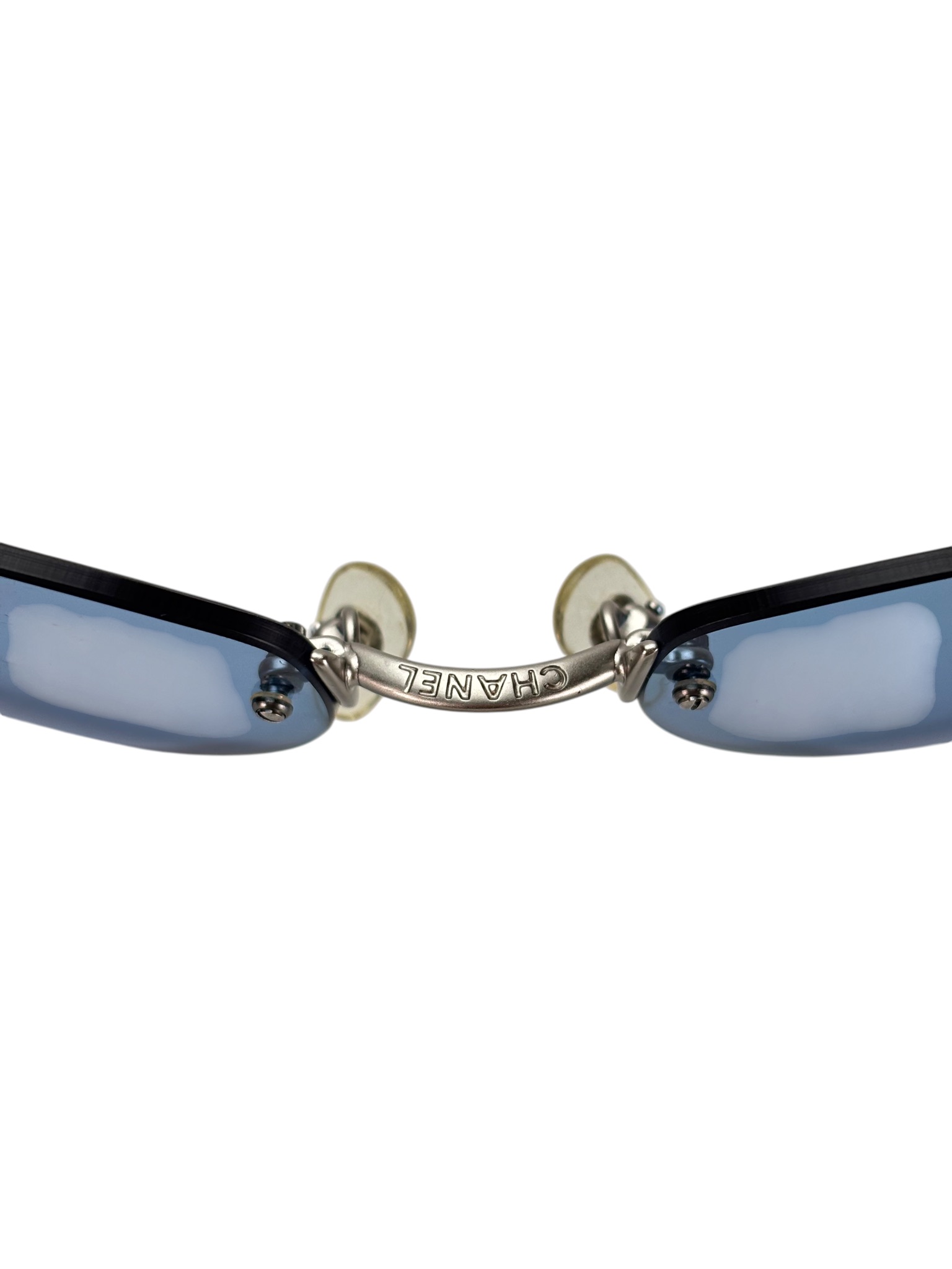CHANEL - Blue Metal Silver CC Logo Sunglasses – Camellia Vintage Tokyo