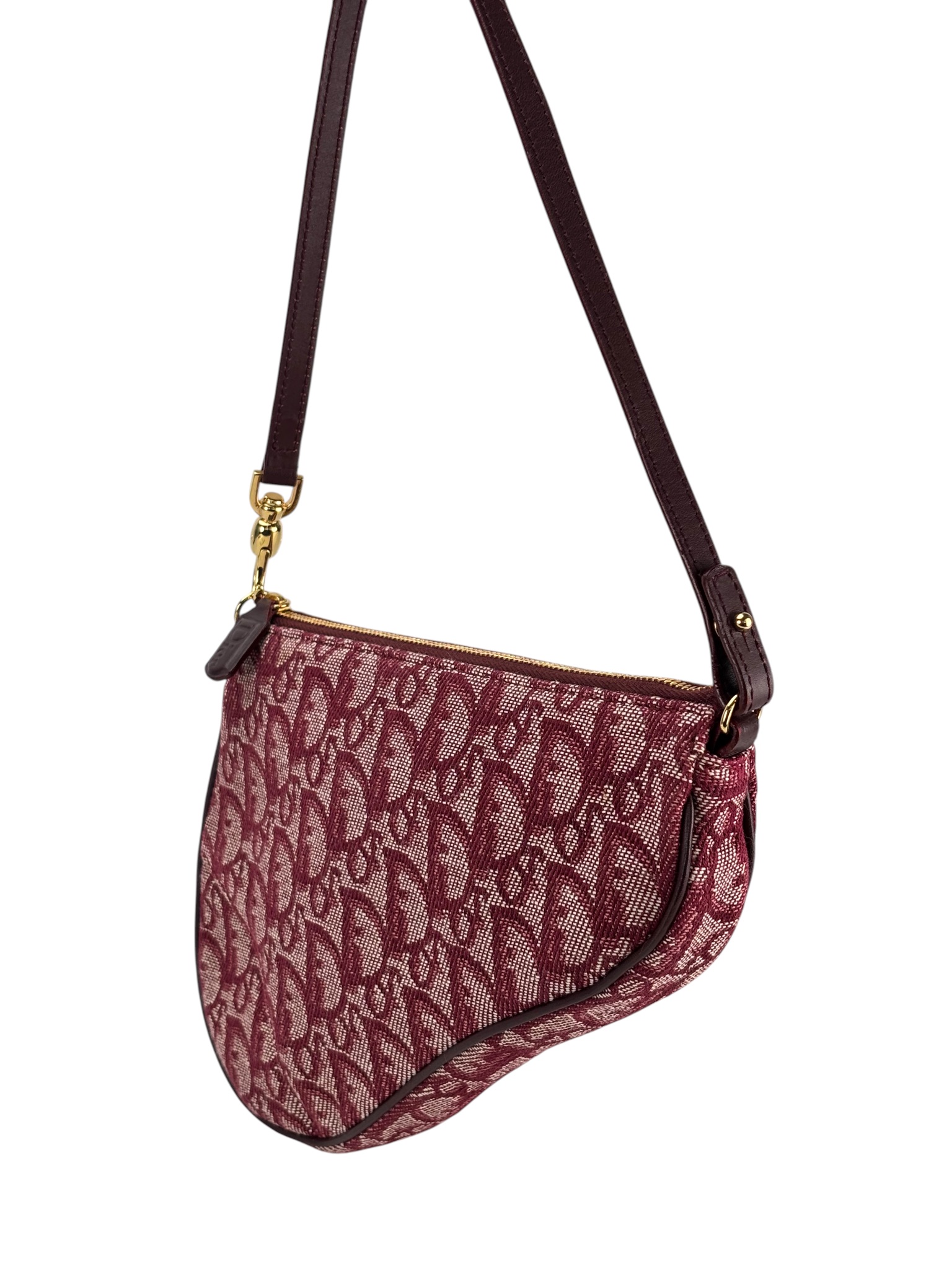 CHRISTIAN DIOR - Red Trotter Saddle Handbag – Camellia Vintage Tokyo