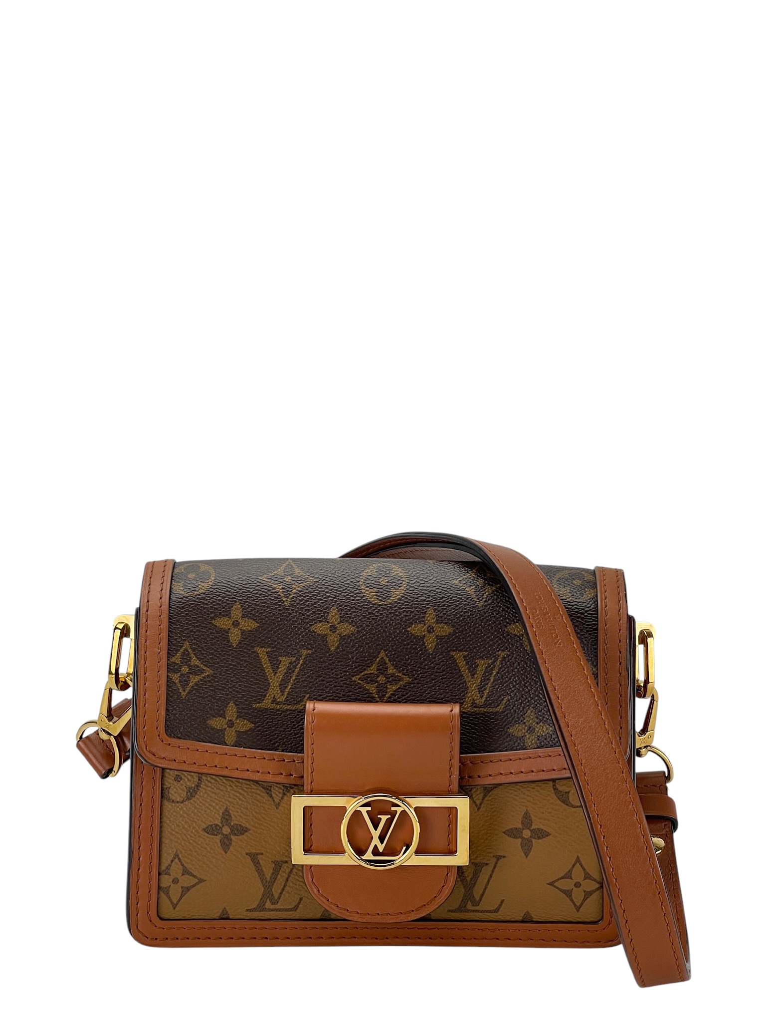 LOUIS VUITTON - Dauphine MM Bag Monogram Canvas