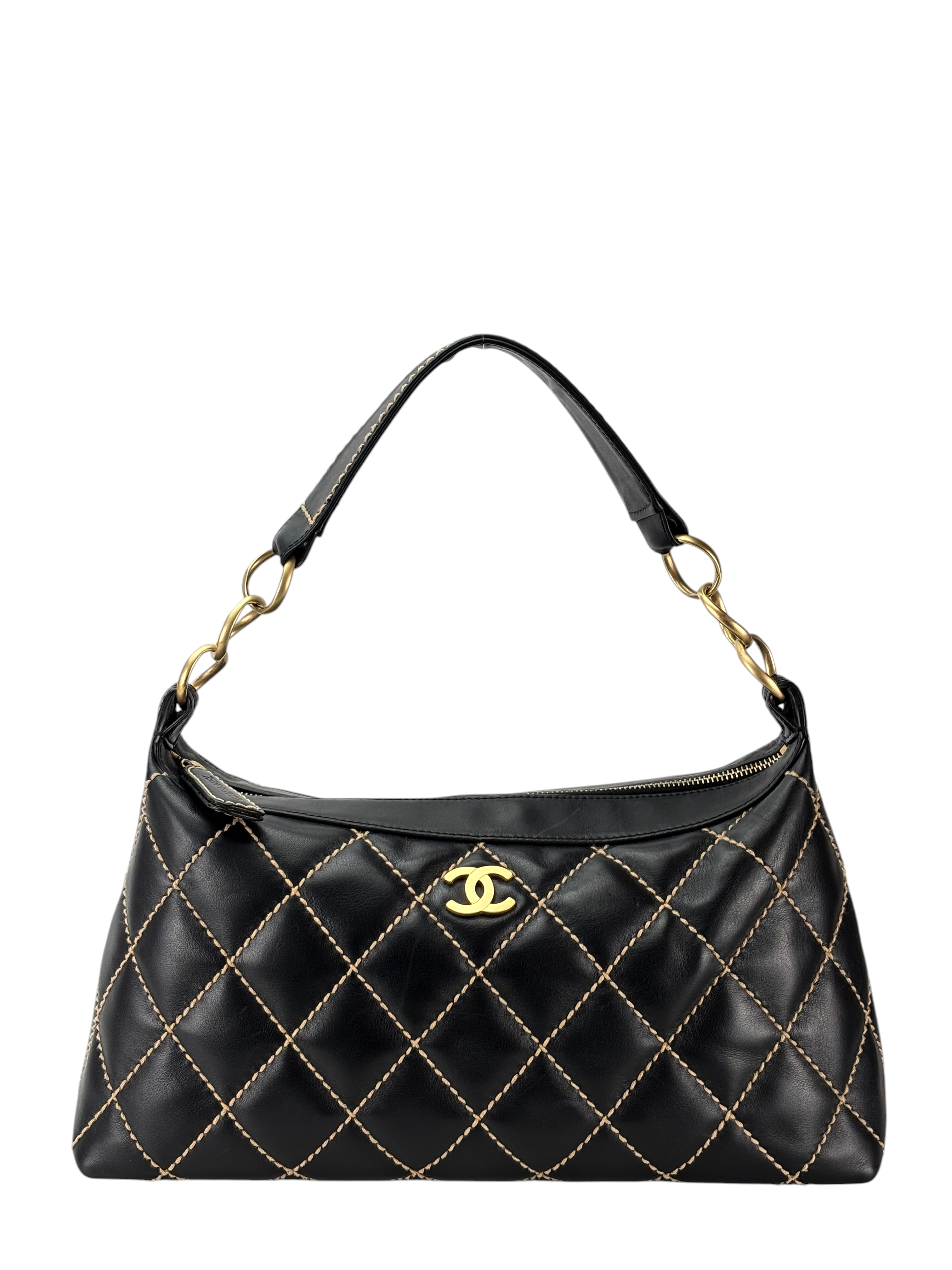 CHANEL - Black Quilted Shoulder Bag Gold Hardware
