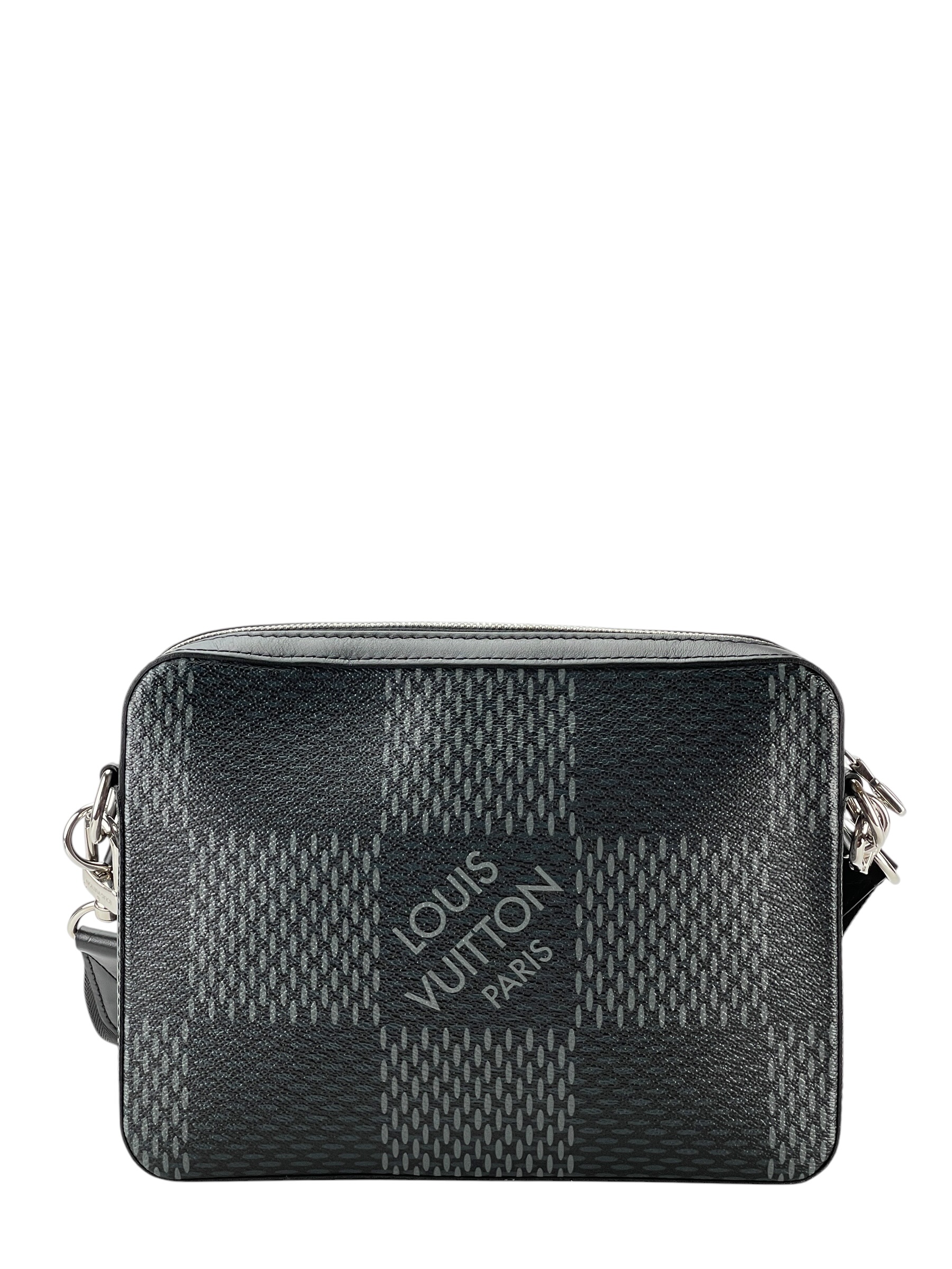 LOUIS VUITTON - Damier Graphite Trio Messenger Bag 