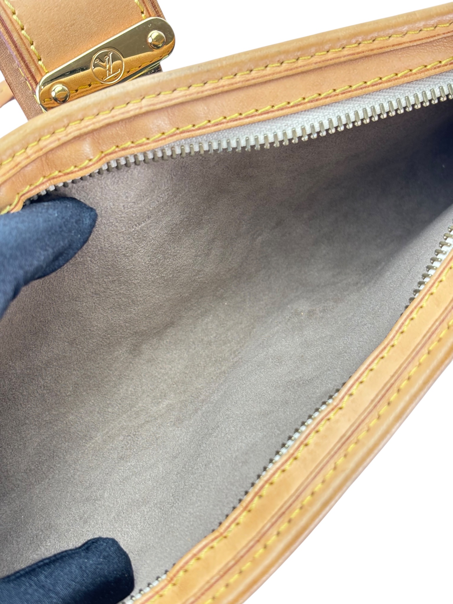 LOUIS VUITTON - LV × Murakami Multicolor Shirley Shoulder Bag