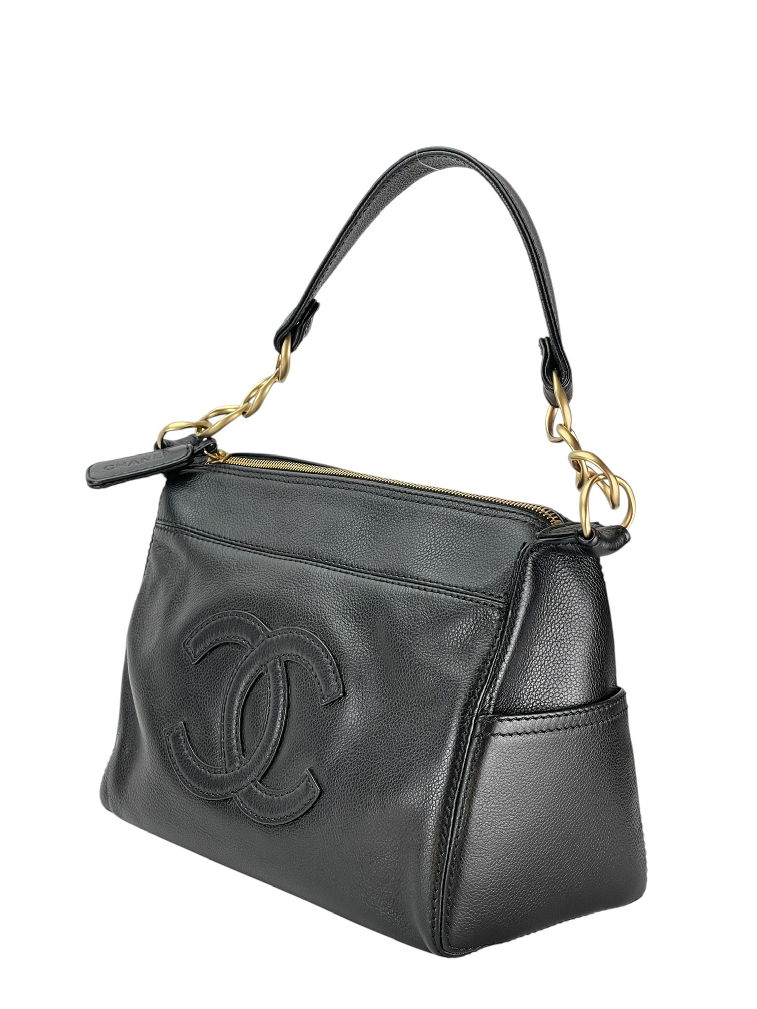 CHANEL - Black Caviar CC Logo Hobo Bag
