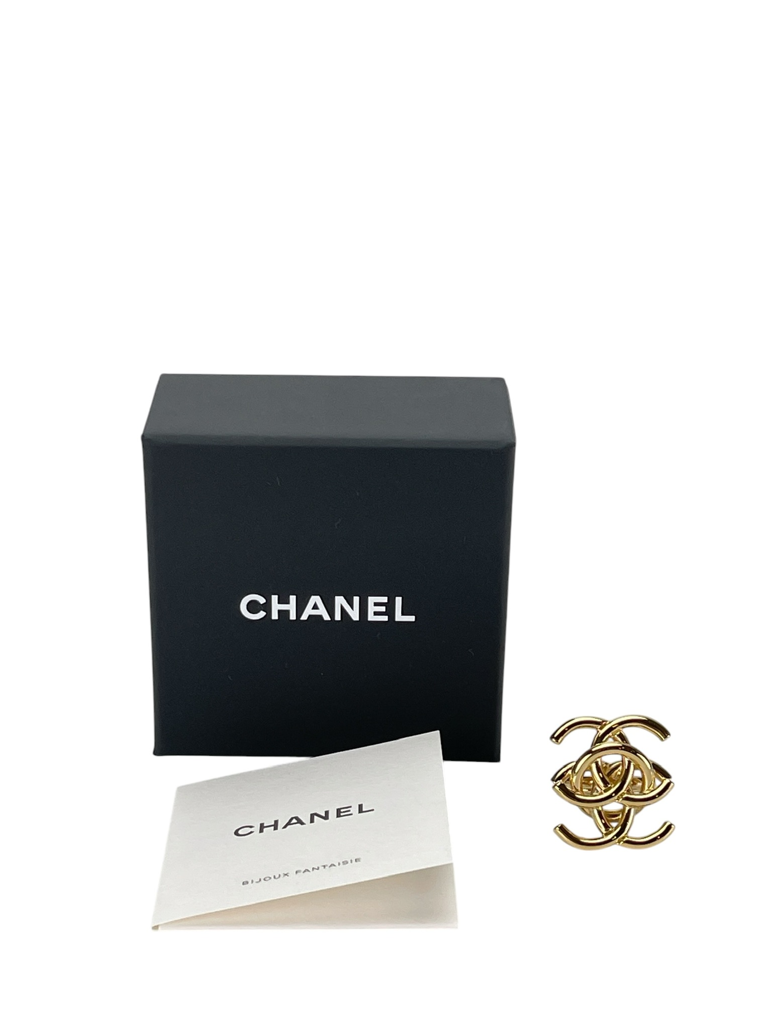 CHANEL - 26A Double CC Logo Gold Ring