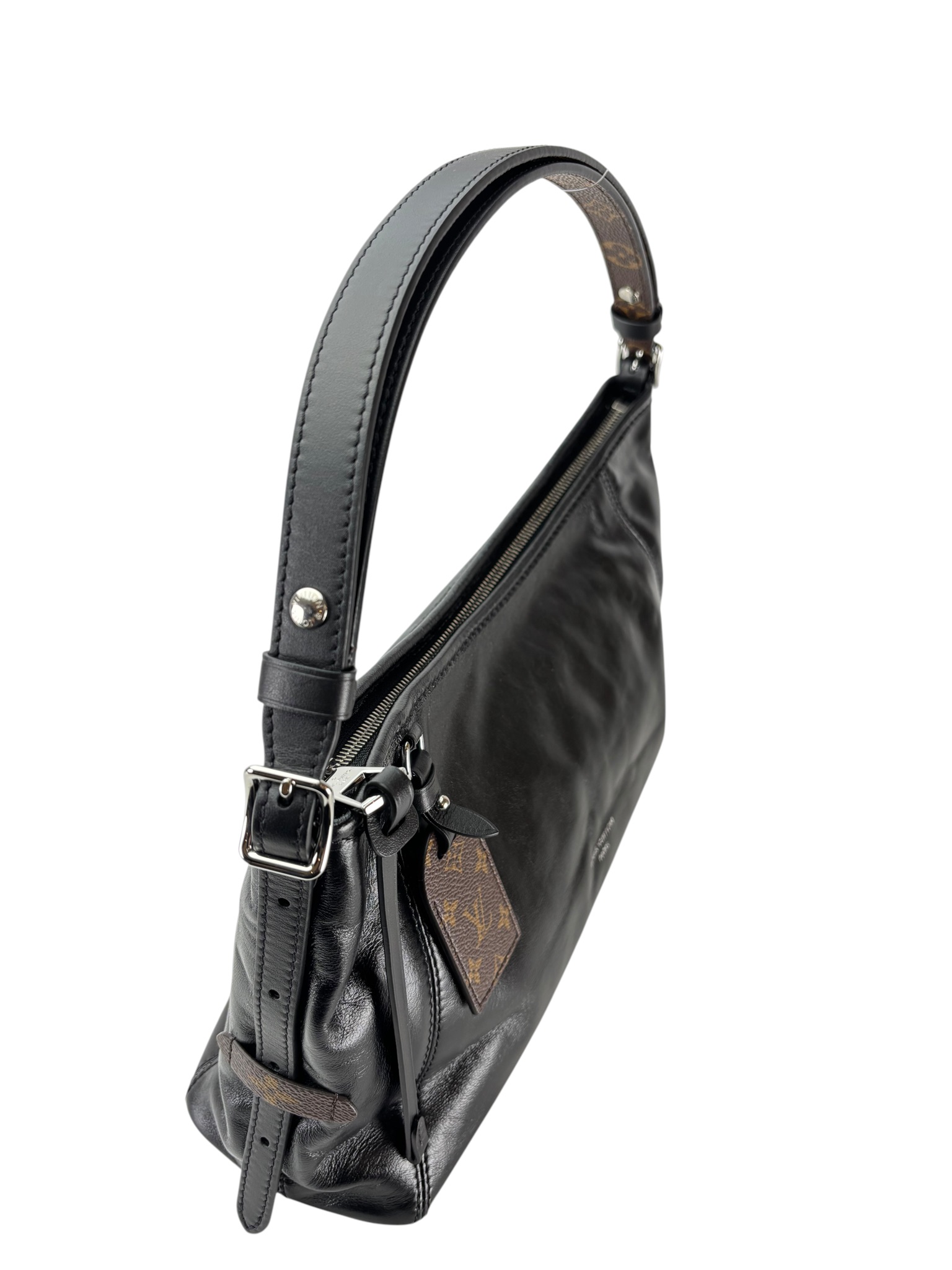 LOUIS VUITTON - CarryAll EW Shoulder Bag Black