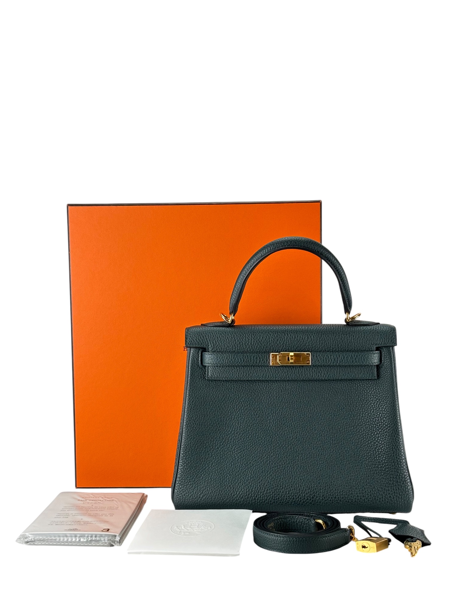 HERMES - Kelly 25 Vert Cypress Togo Gold Hardware