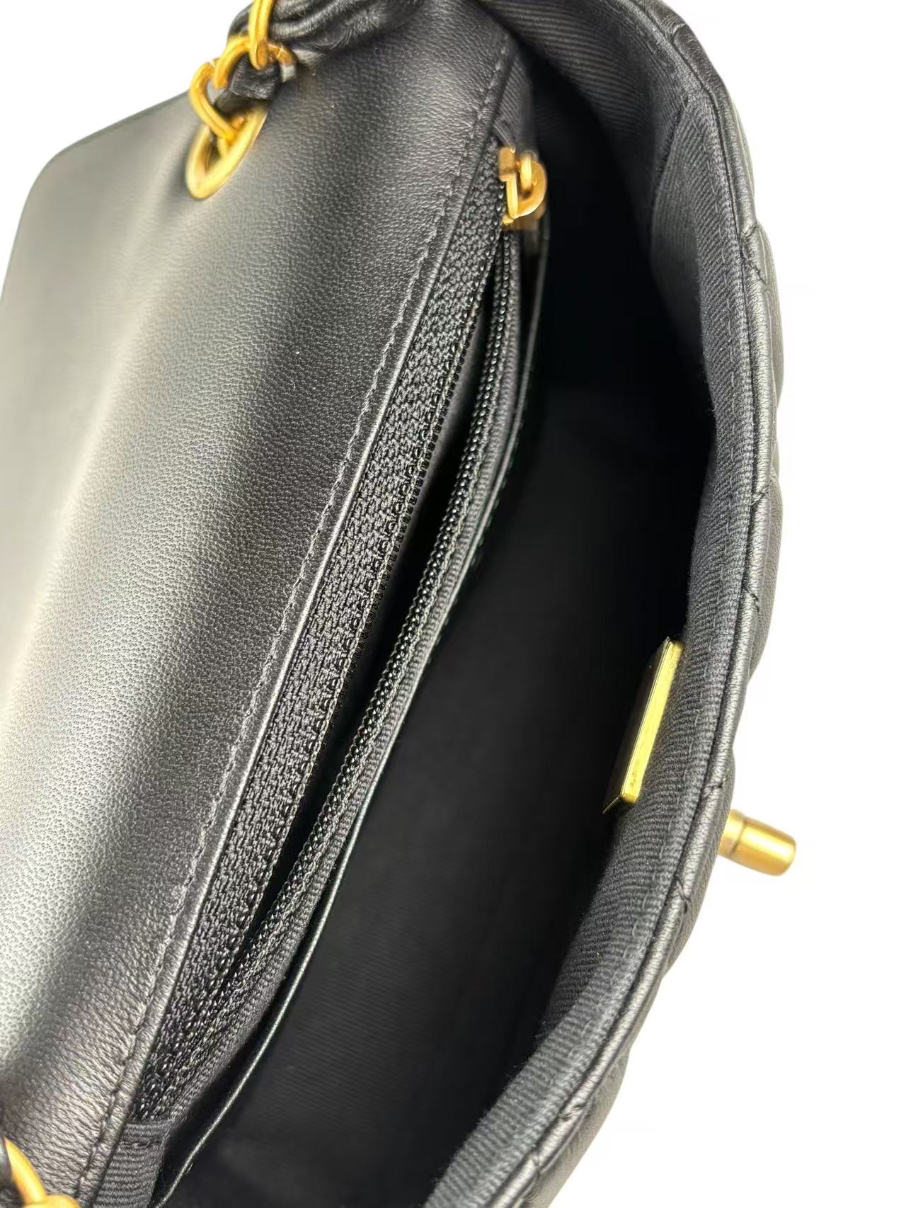 CHANEL - 23C Black Lambskin CC Charm Chain Shoulder Bag – Camellia