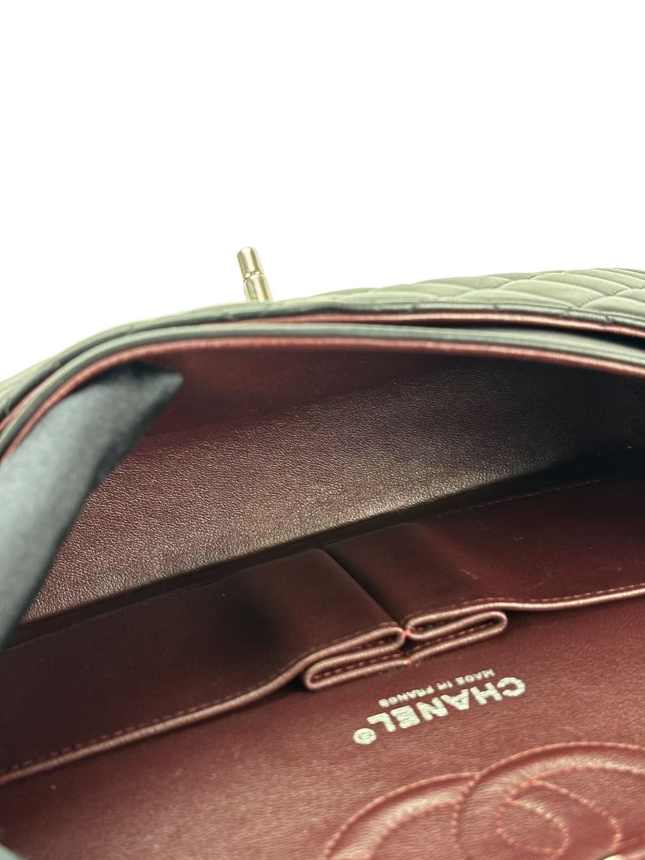 CHANEL - Medium Classic Double Flap Bag Black Lambskin Sliver Hardware (CF25) 
