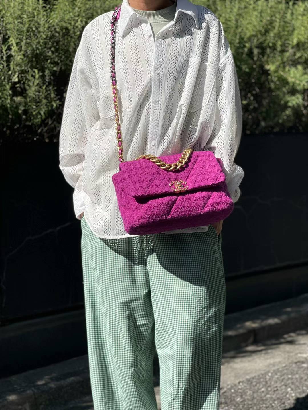CHANEL - 19 Large Flap Bag Fuchsia Tweed