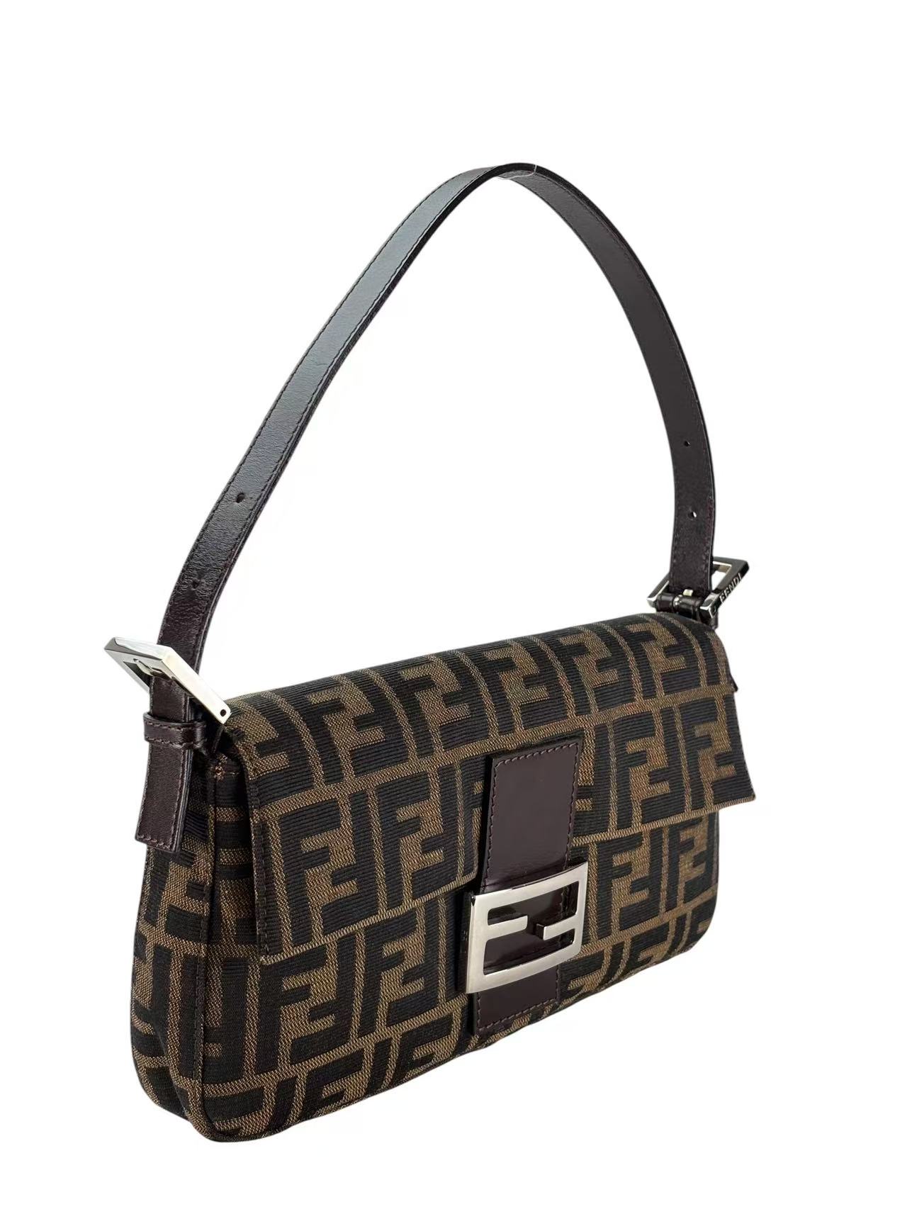 FENDI - Zucca Medium Mamma Baguette Bag Brown