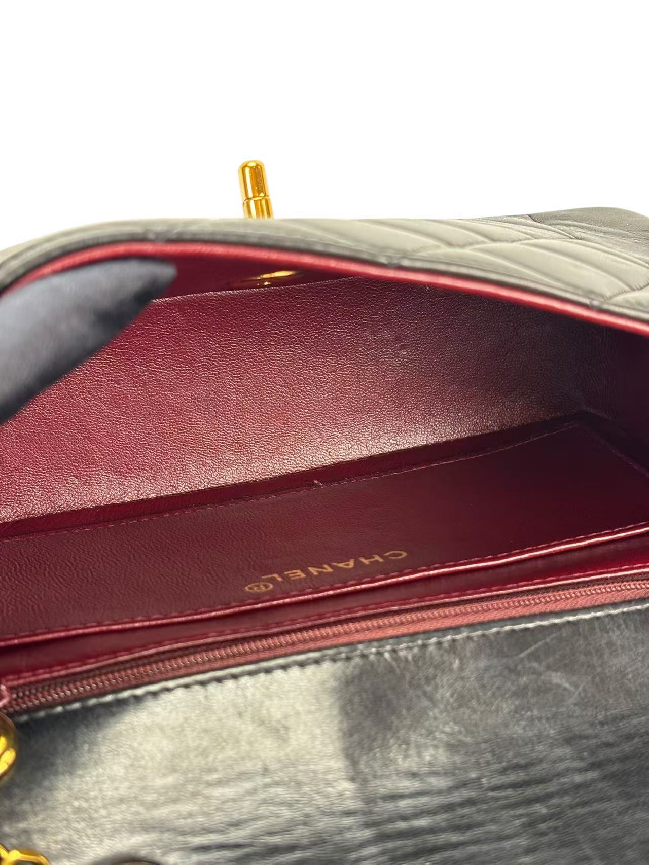 CHANEL - Black Lambskin Small Diana 22 Shoulder Bag