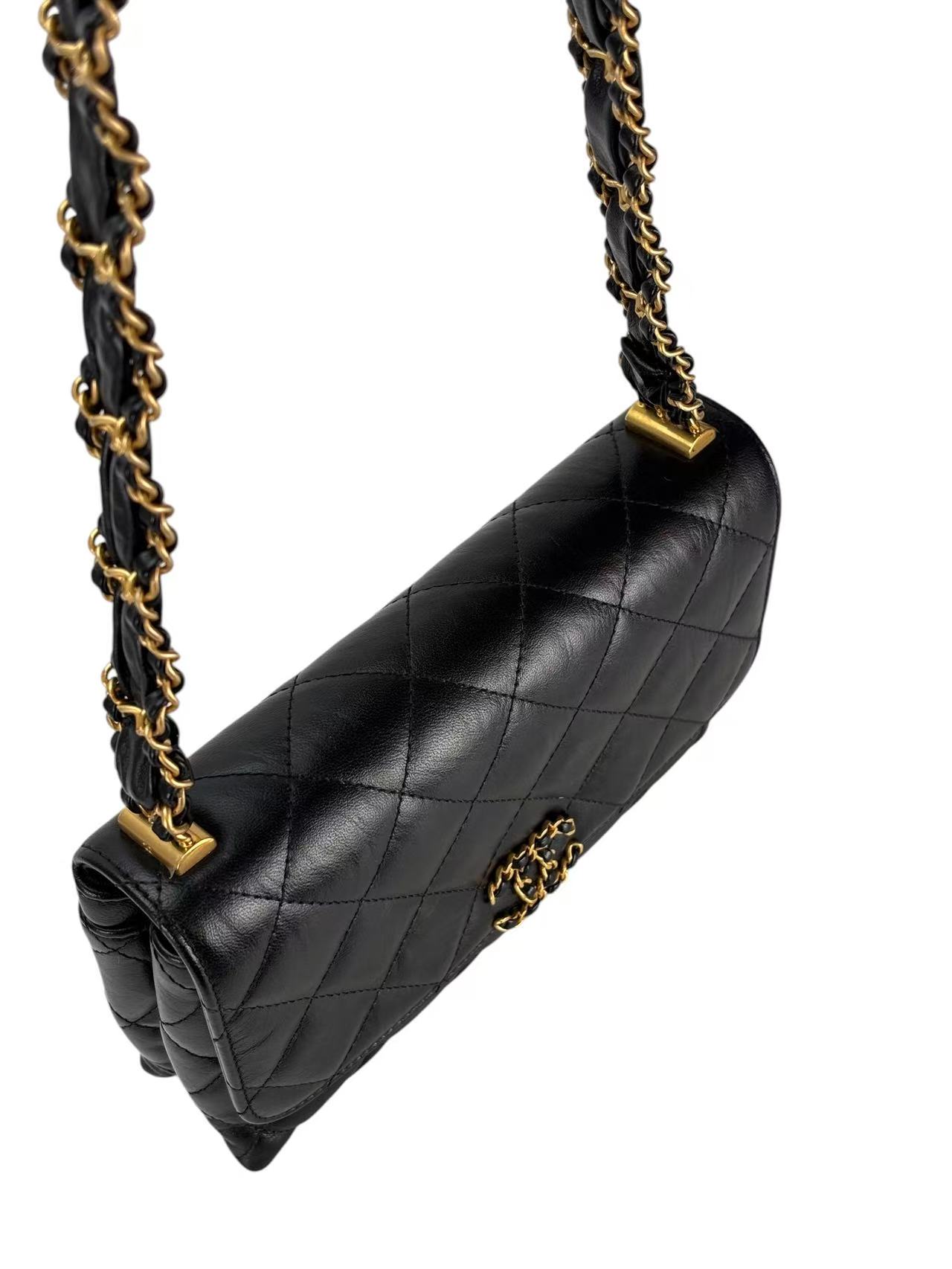 CHANEL - Black Calfskin 19 Flap Shoulder Bag