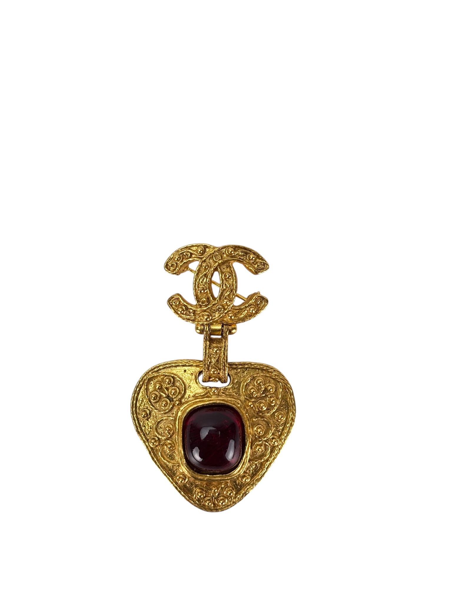 CHANEL - 04A Gold Red Gripoix Heart CC Brooch 