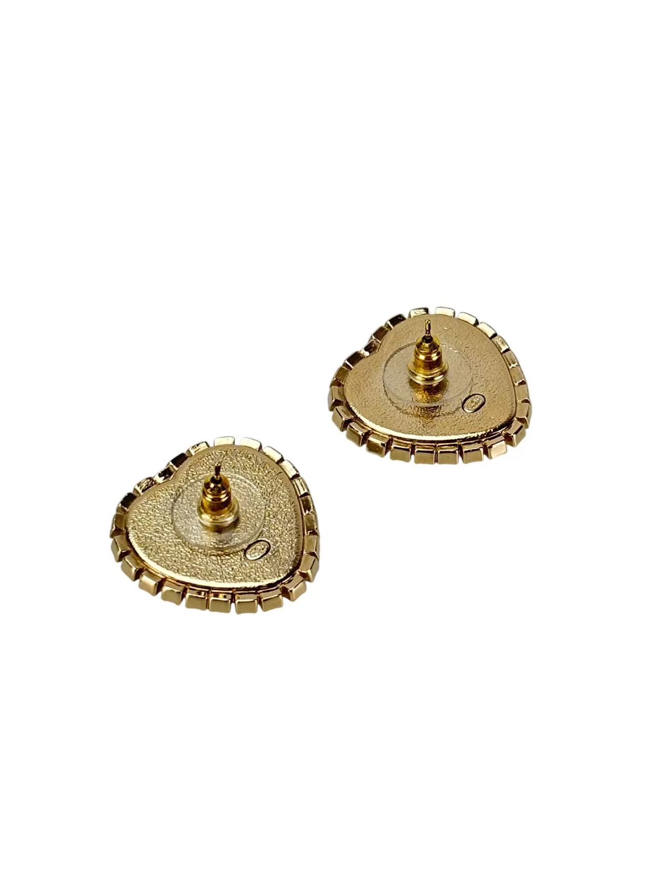 CHANEL - C24A Gold Heart CC Rhinestone Stud Earrings