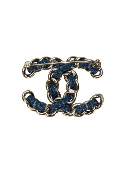 CHANEL - Denim CC Logo Brooch